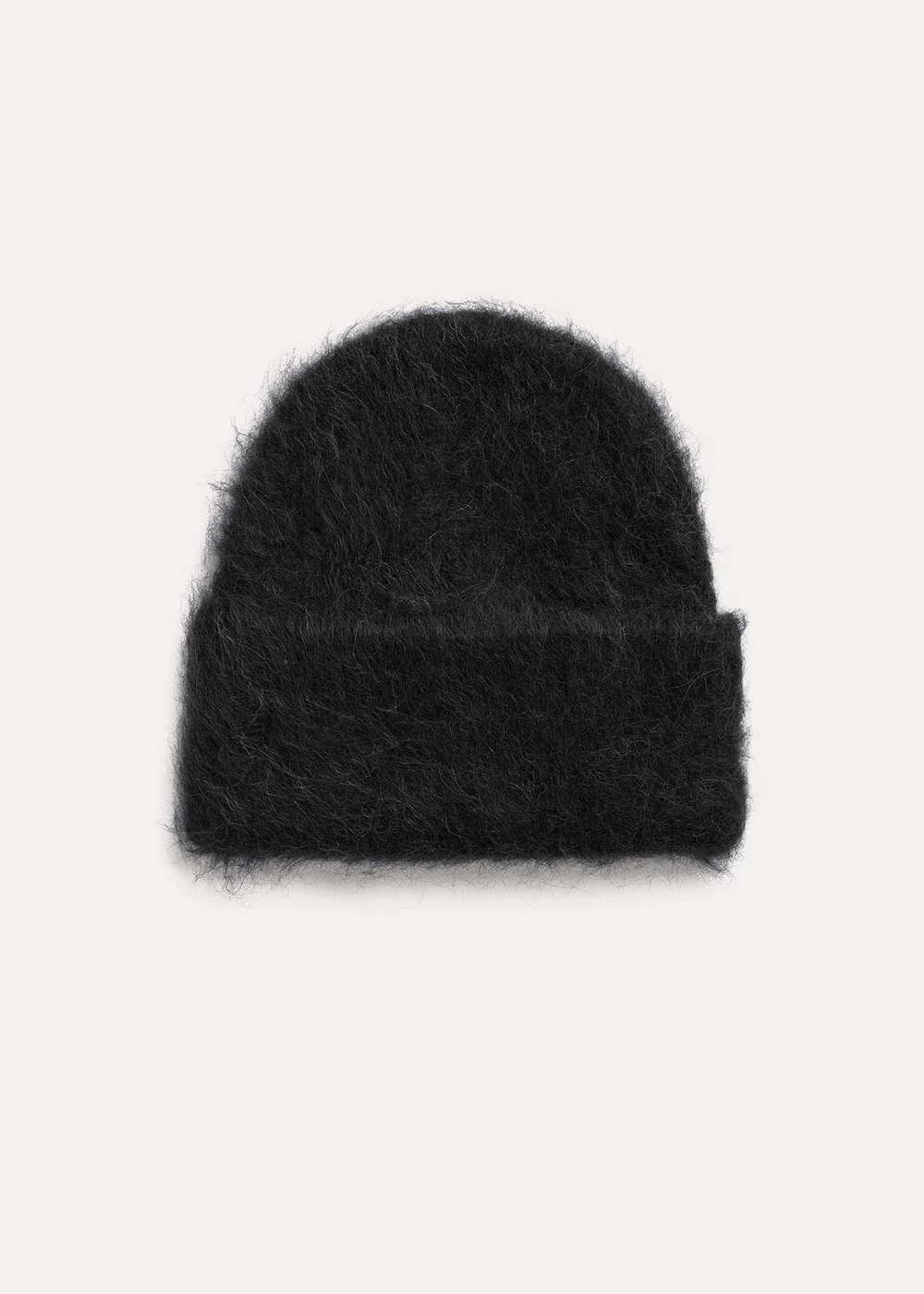 TOTEME_FW23_ACCESSORIES_214-877-757_ALPACA_KNIT_BEANIE_BLACK_1_GB_1080x_26f76b67-4294-4cb8-9af6-36ab8e12d960.png