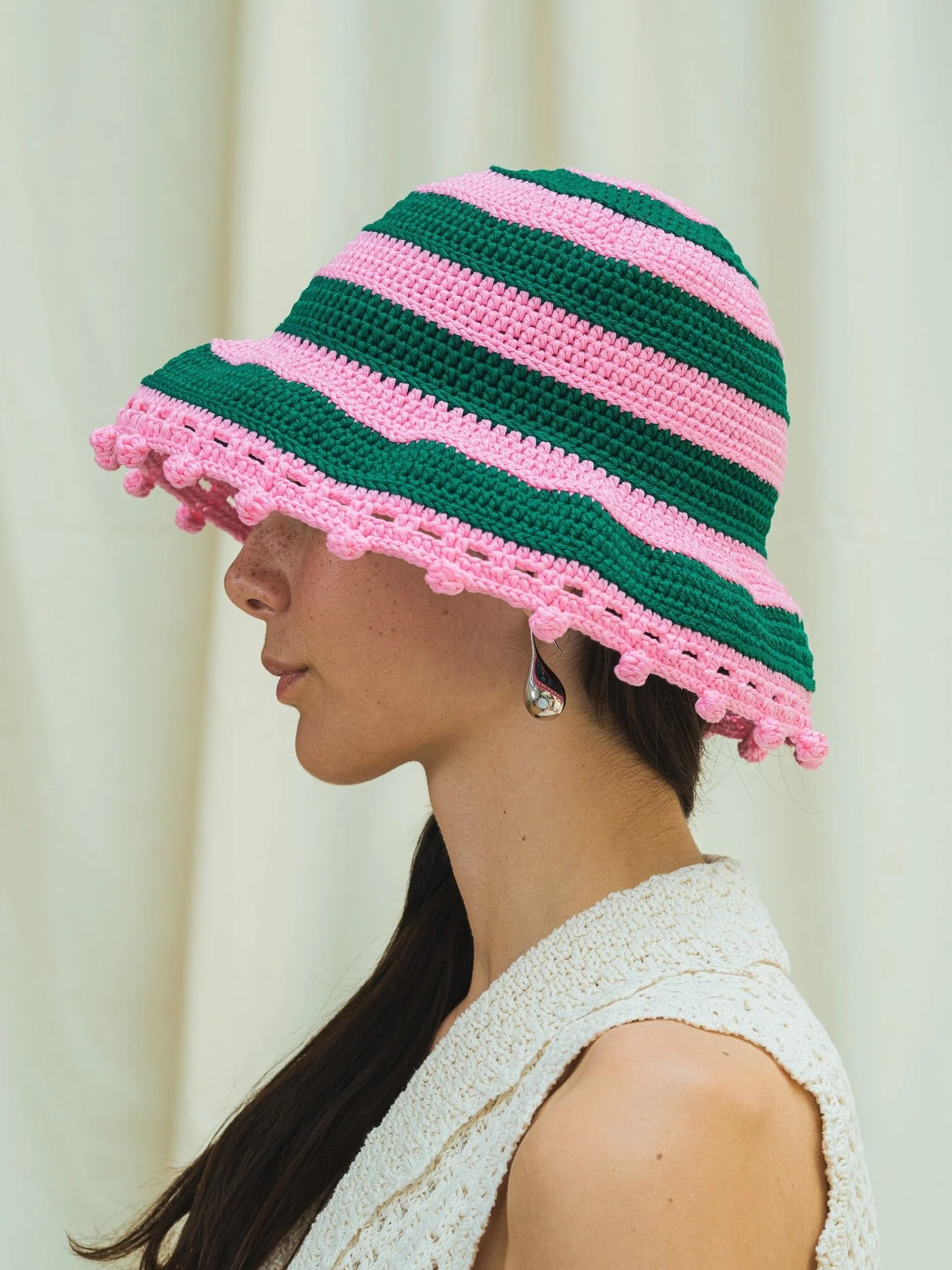 wide_brim_side_pink_1b695913-aeae-4139-a296-70e07fb6007c.jpg