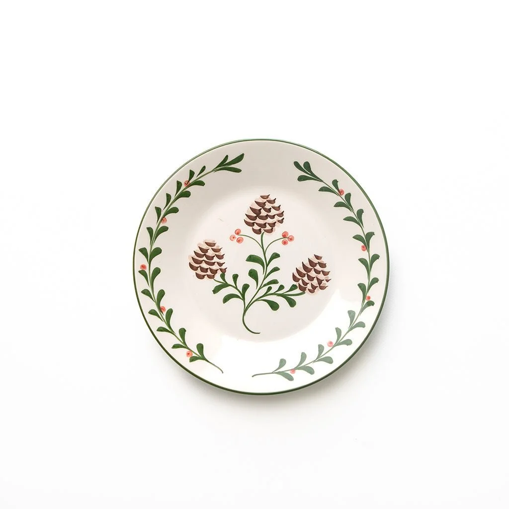 Web-Holly-Pinecone-Salad-Plate-Studio.jpg