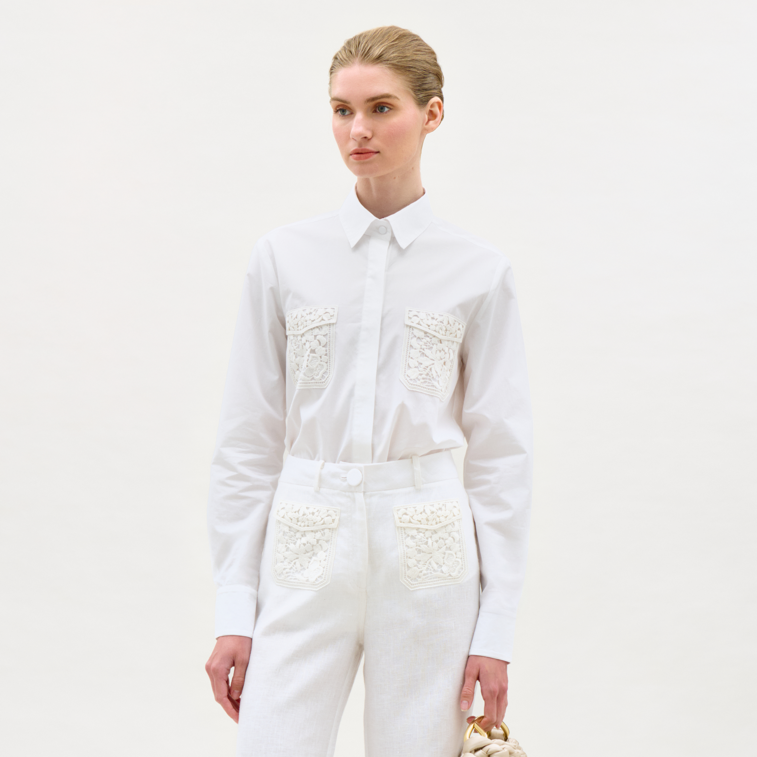 34___Naroa_Blouse___White_PRE_FALL_2026_FRONT.png