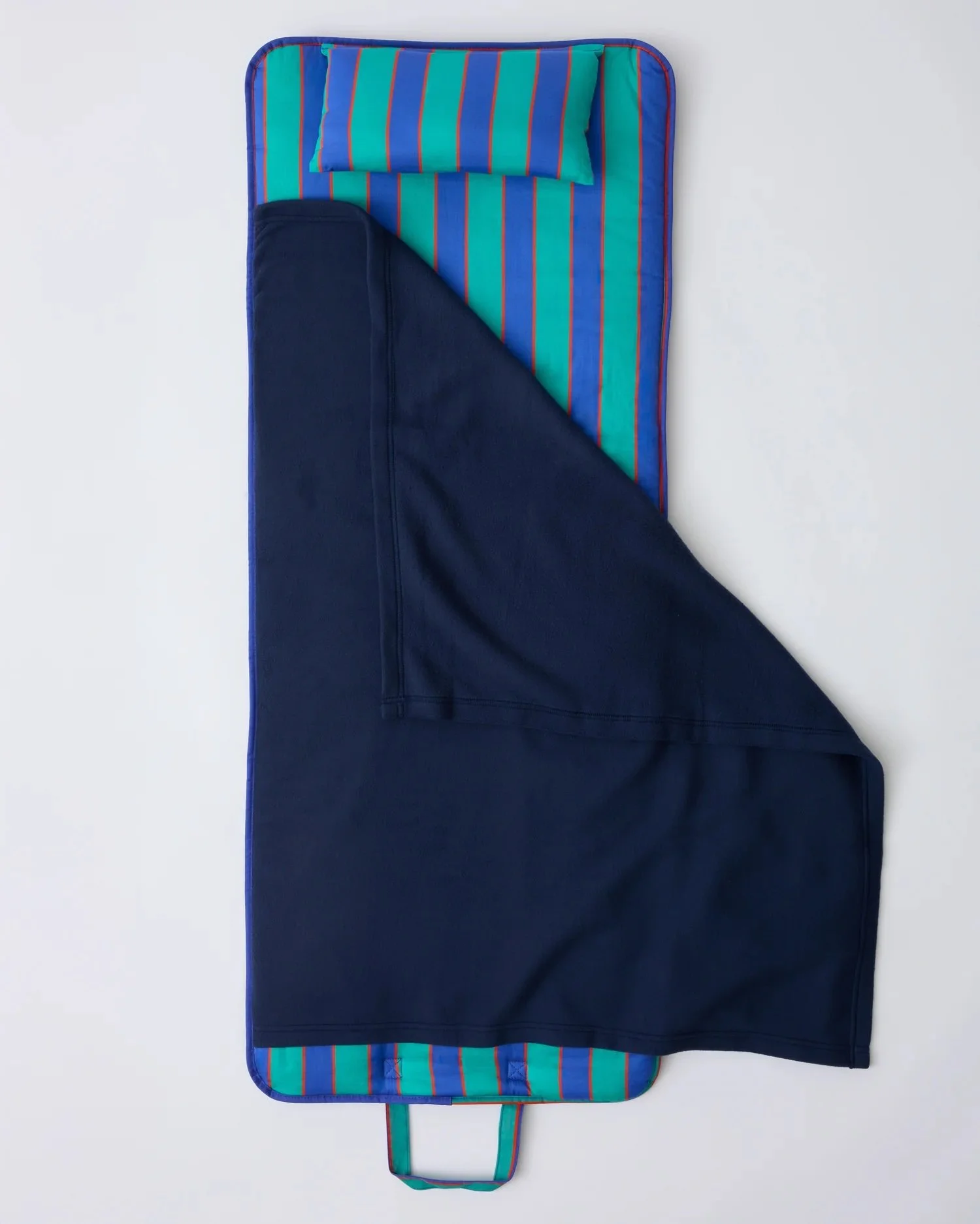 RCoolKidNapMat_NavyandGreenStripe_00107-1500x1875-45f1000.jpeg