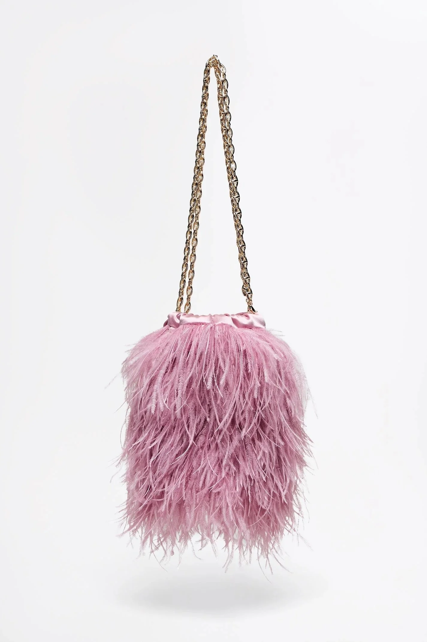 H4223292-FEATHER-BUCKET-BAG-SUGAR-SCANLANTHEODORE-5.jpeg