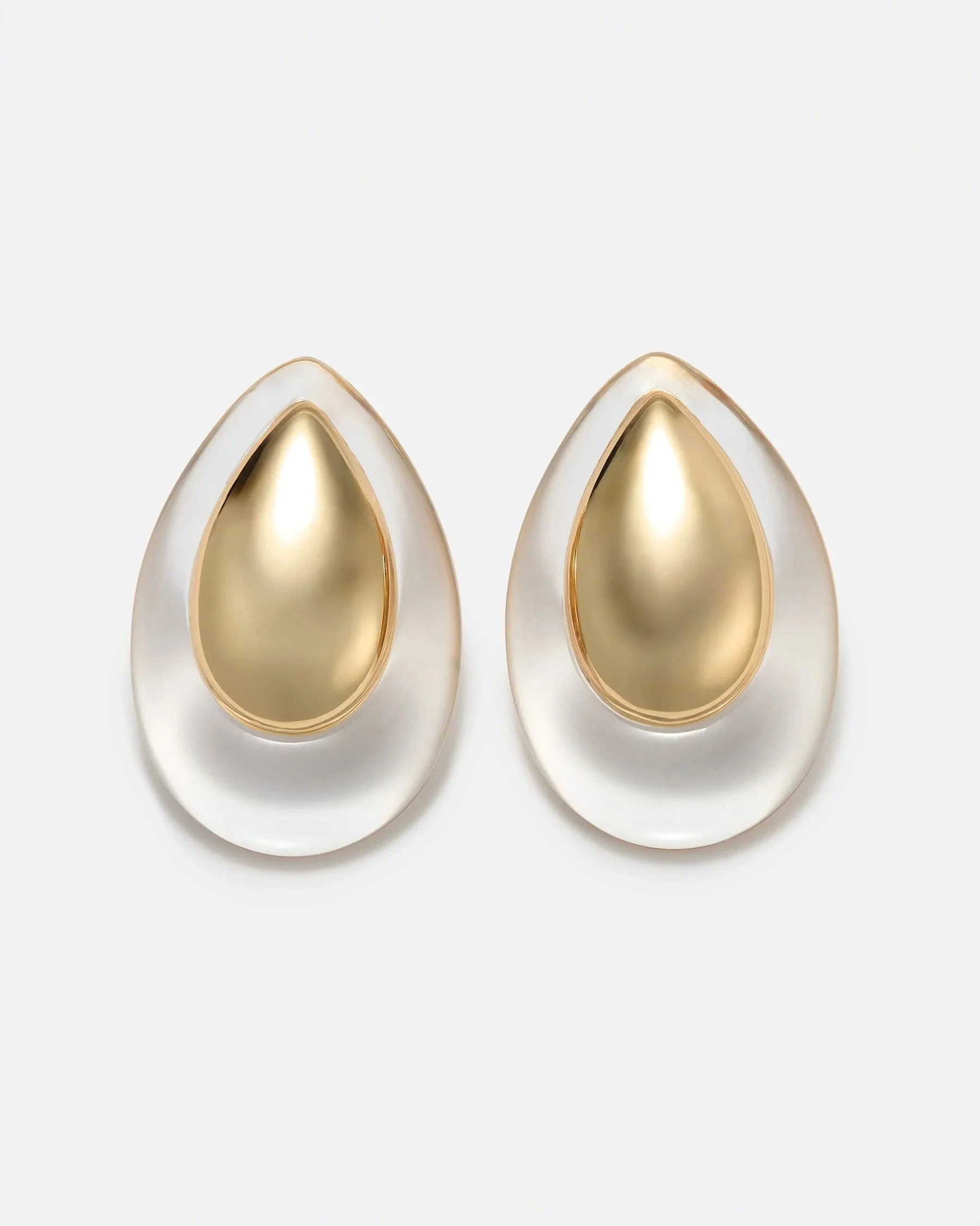 Tame-Earrings8-343_64616f73-bd9f-49bc-bd13-8ea3ea7fc79a.jpeg
