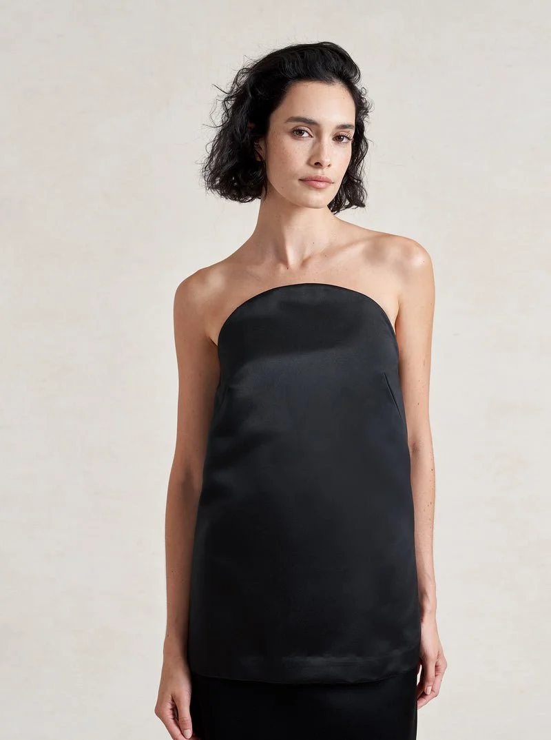MICHELLE_TOP_BLACK_0836.jpg