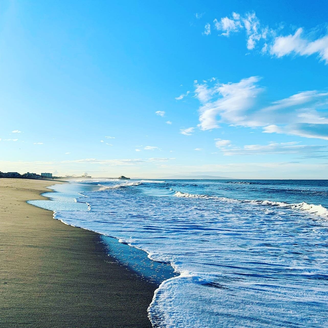 Grateful for moments at the beach, even if they were quite some time ago ☀️