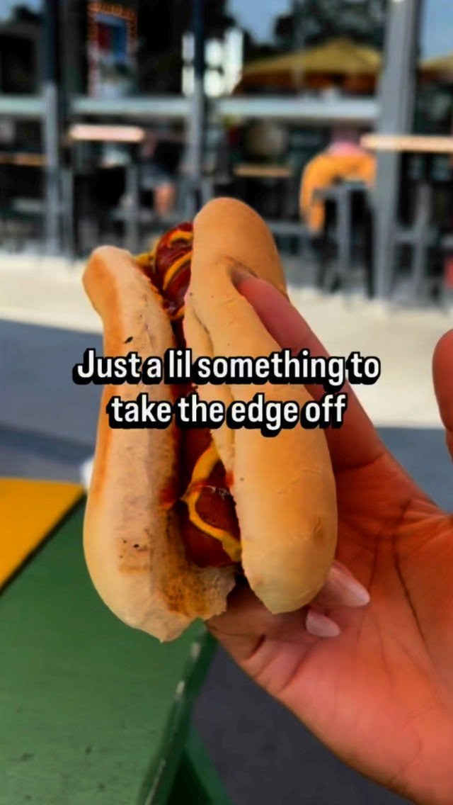 Come to Earle’s, we’ll give you a little something to take the edge off ππ
π3864 Crenshaw Blvd, Los Angeles, CA 90008
π₯Open 10:30am-9pm Mon-Sat (closed Sun)
π(323)299-BUNS
#justalittlesomething #taketheedgeoff #hotdog #restauranthum