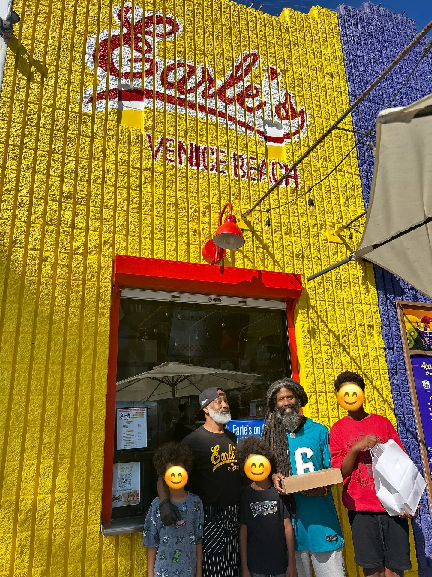 Thanks for stopping by!
Hope to see all your smiling faces at Earle’s on Venice Beach this weekend π
We’re open 11am to 8pm Friday through Sunday!
π1827 Ocean Front Walk, Venice (right next to Marathon Burger)