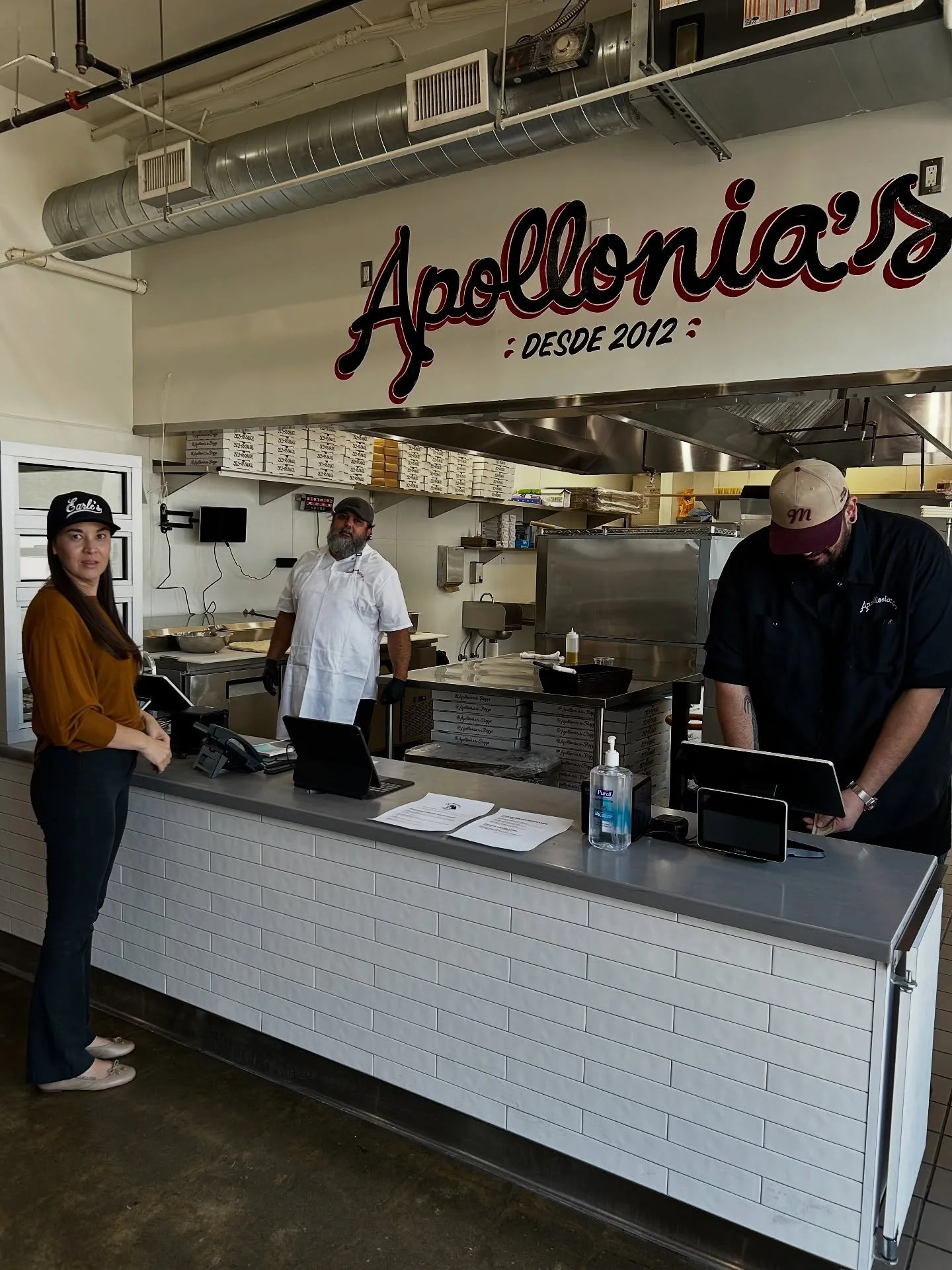 We&rsquo;re excited to welcome our new neighbors here at Crenshaw Square!
@apolloniaspizza second location is opening right behind Earle&rsquo;s on Crenshaw📍
We got to be their very first customer and the pizza is fantastic 🍕

📍3860 Crenshaw Blvd,