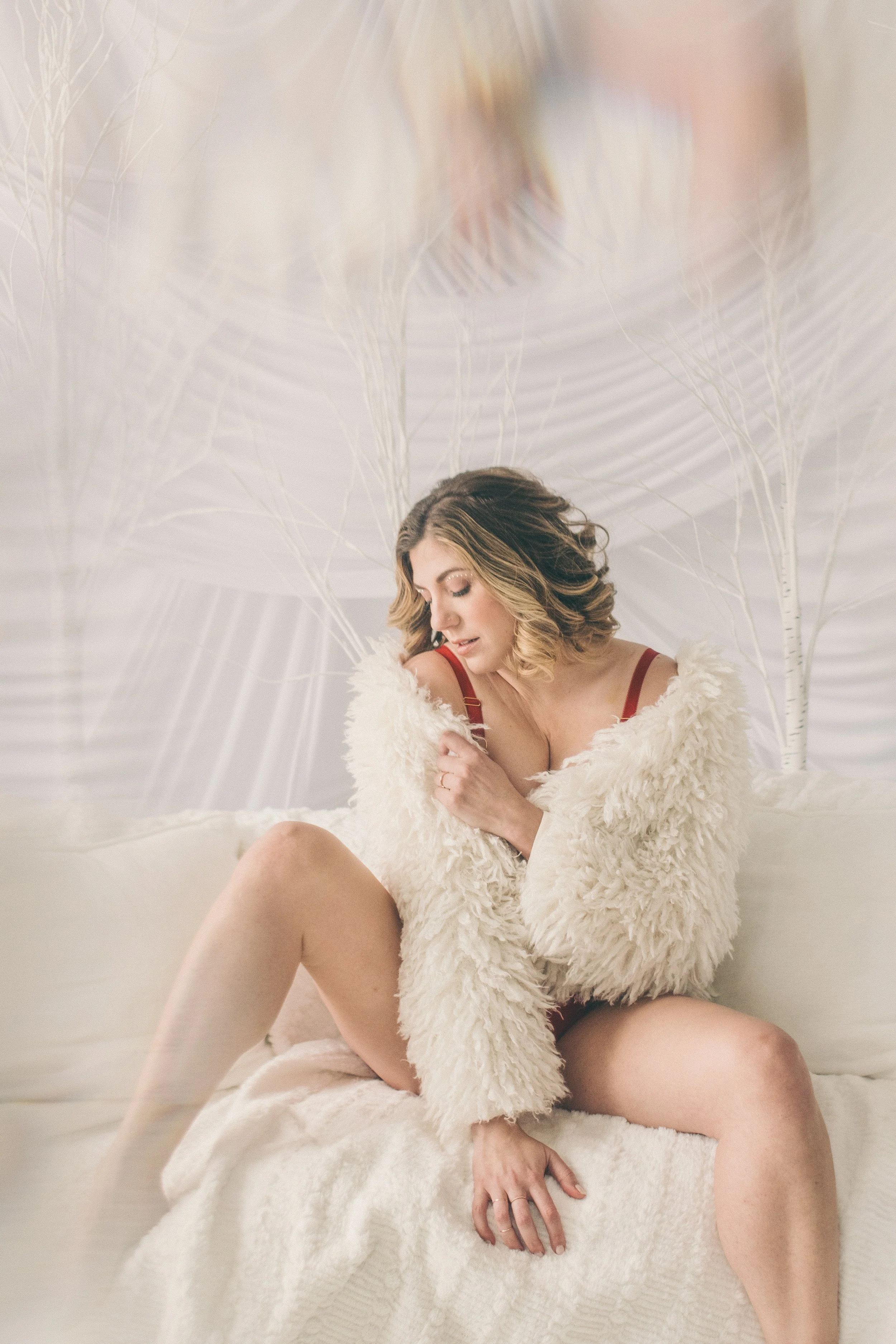 cozy-holiday-boudoir-boston11.jpg