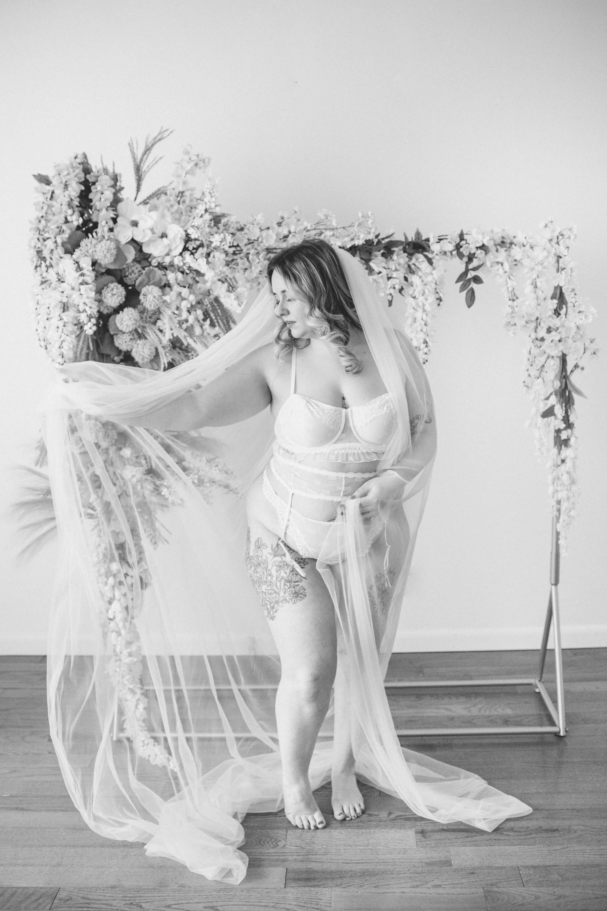 boston-boudoir-photographer-bridal-veil.jpg