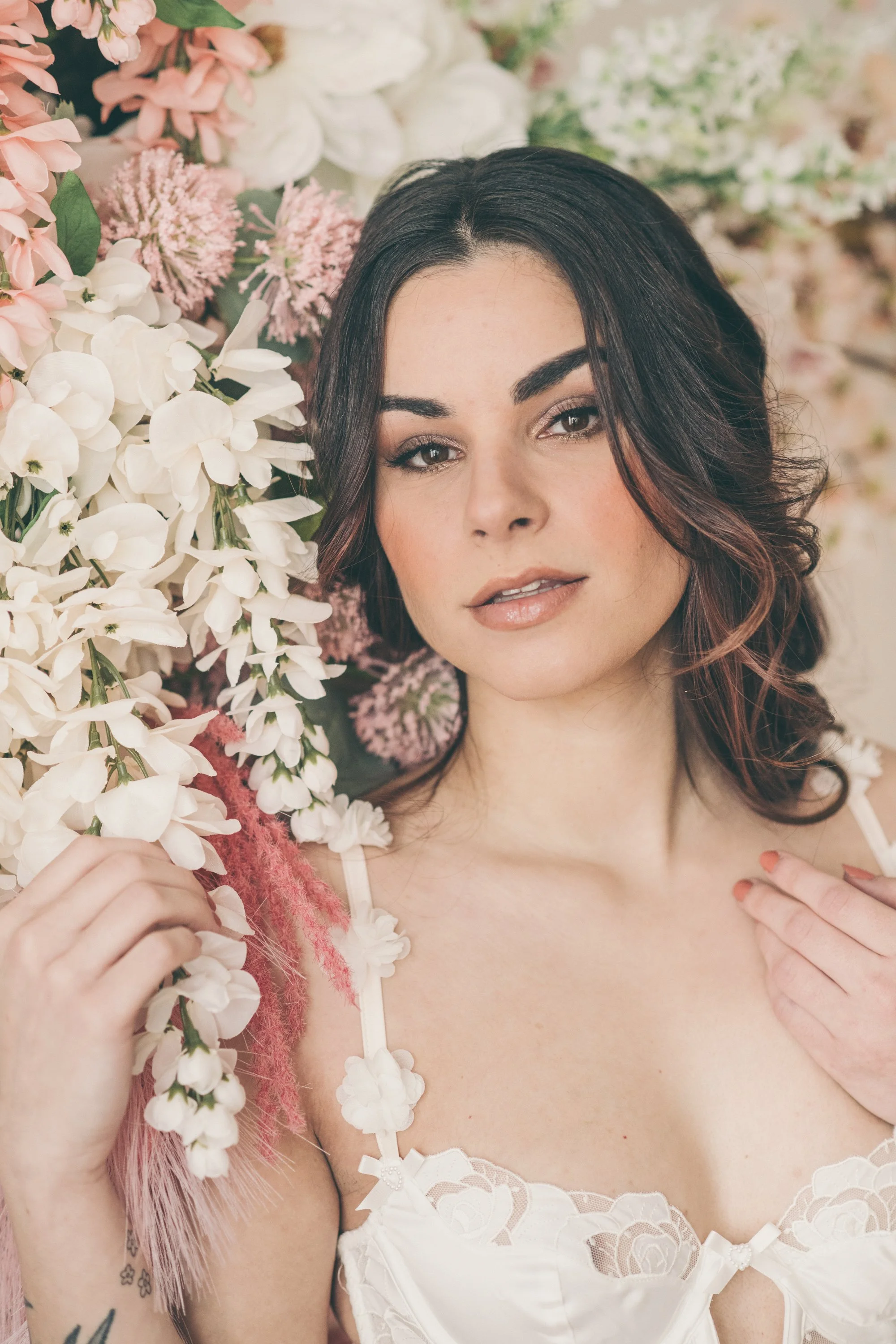 feminine-boudoir-photography-boston-floral-backdrop2.jpg