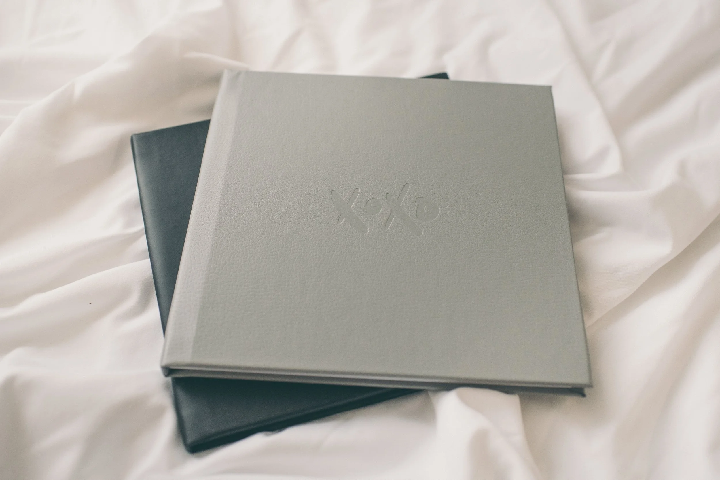 boudoir-album-xoxo-cover.jpg