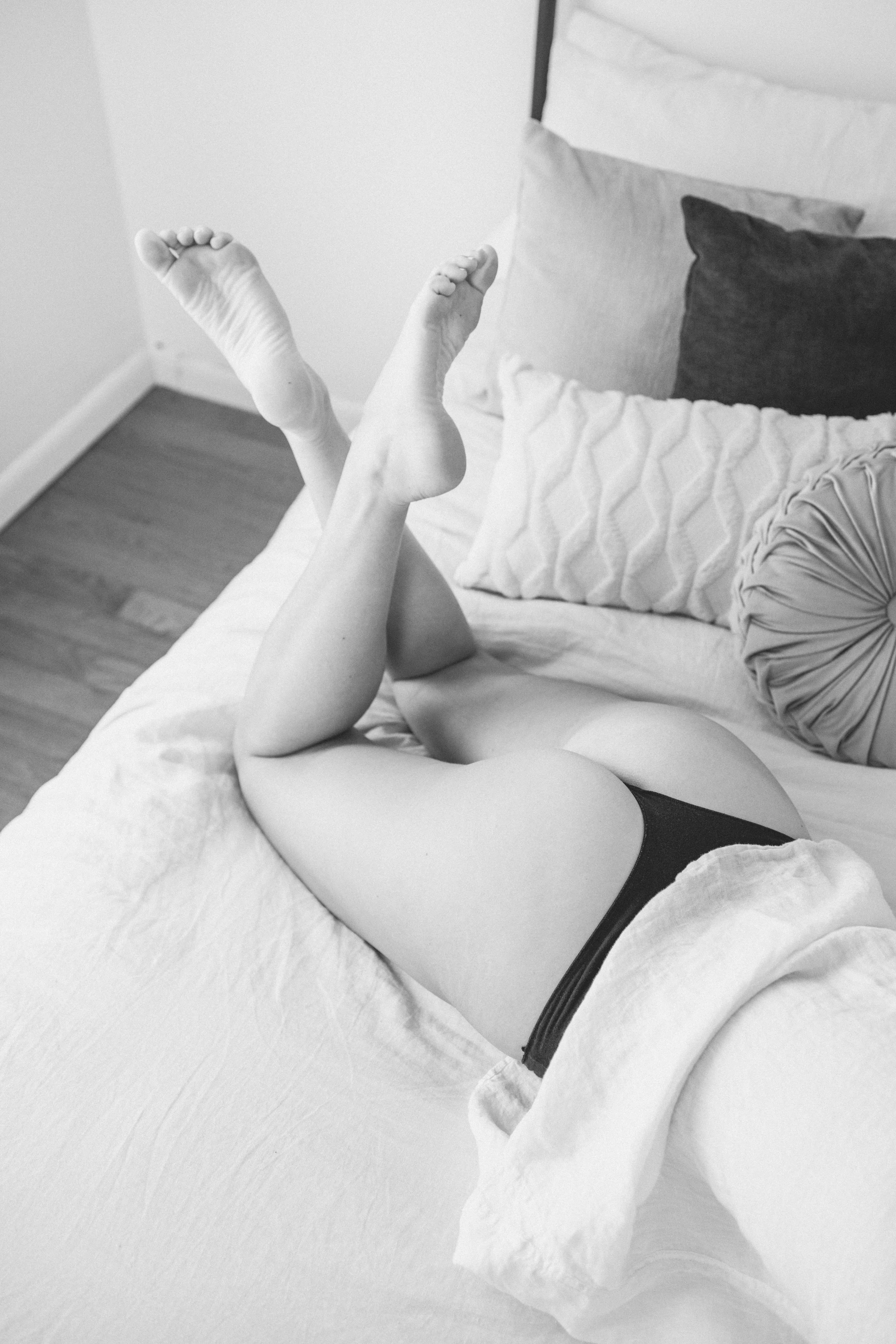 boston-boudoir-back-detail.jpg