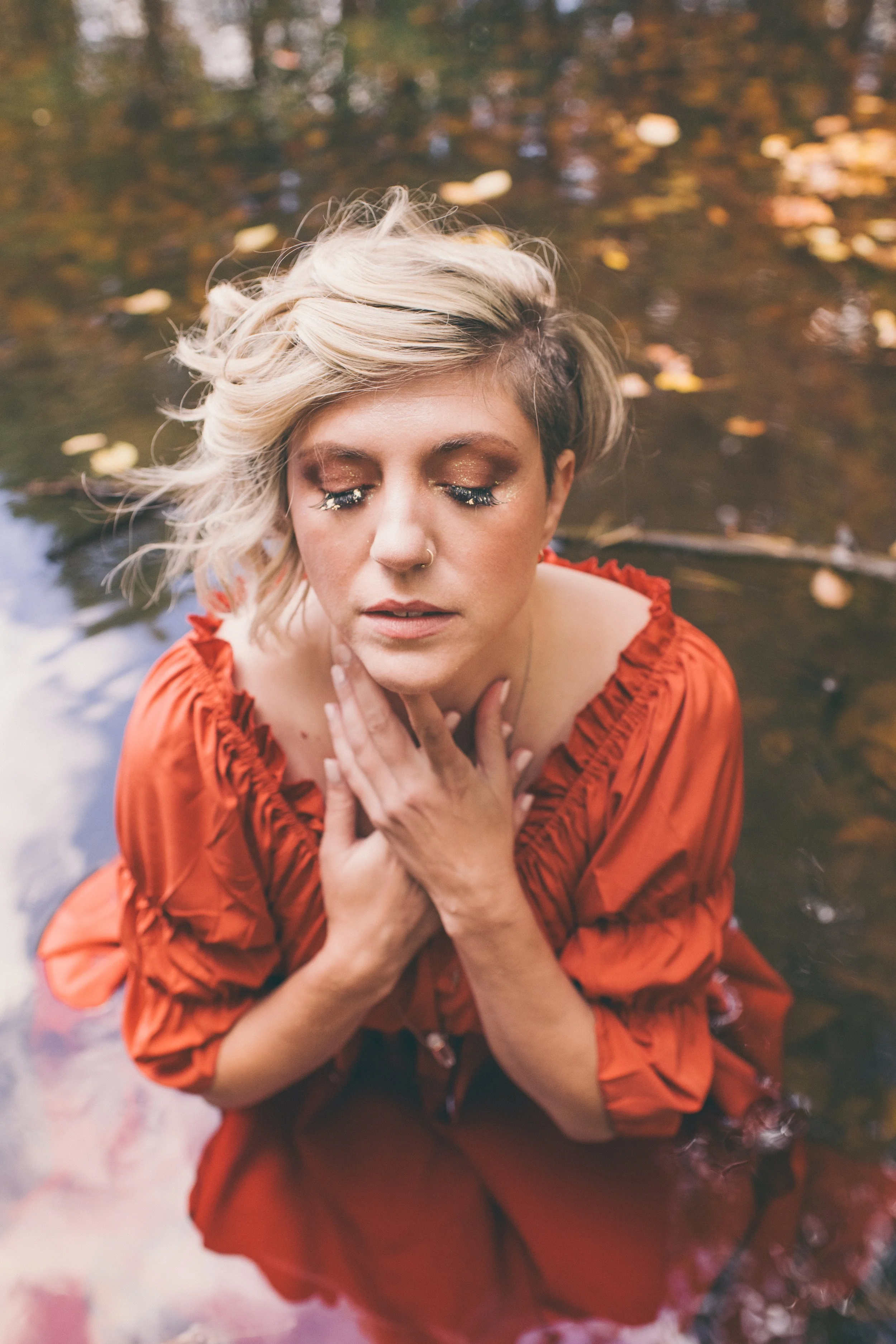 outdoor-boudoir-after-glitter-lashes.jpg