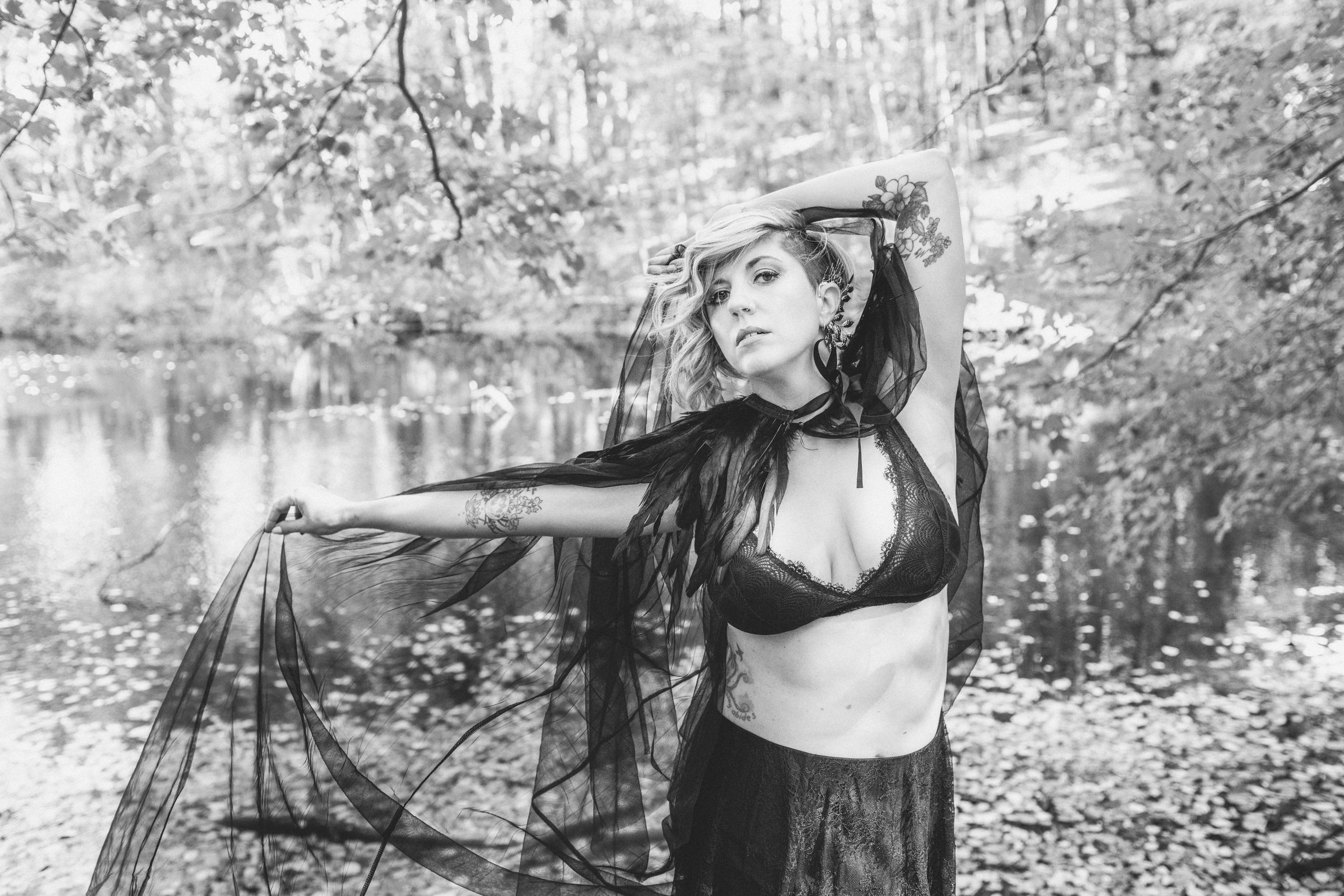 witchy-woodland-boudoir-photography.jpg