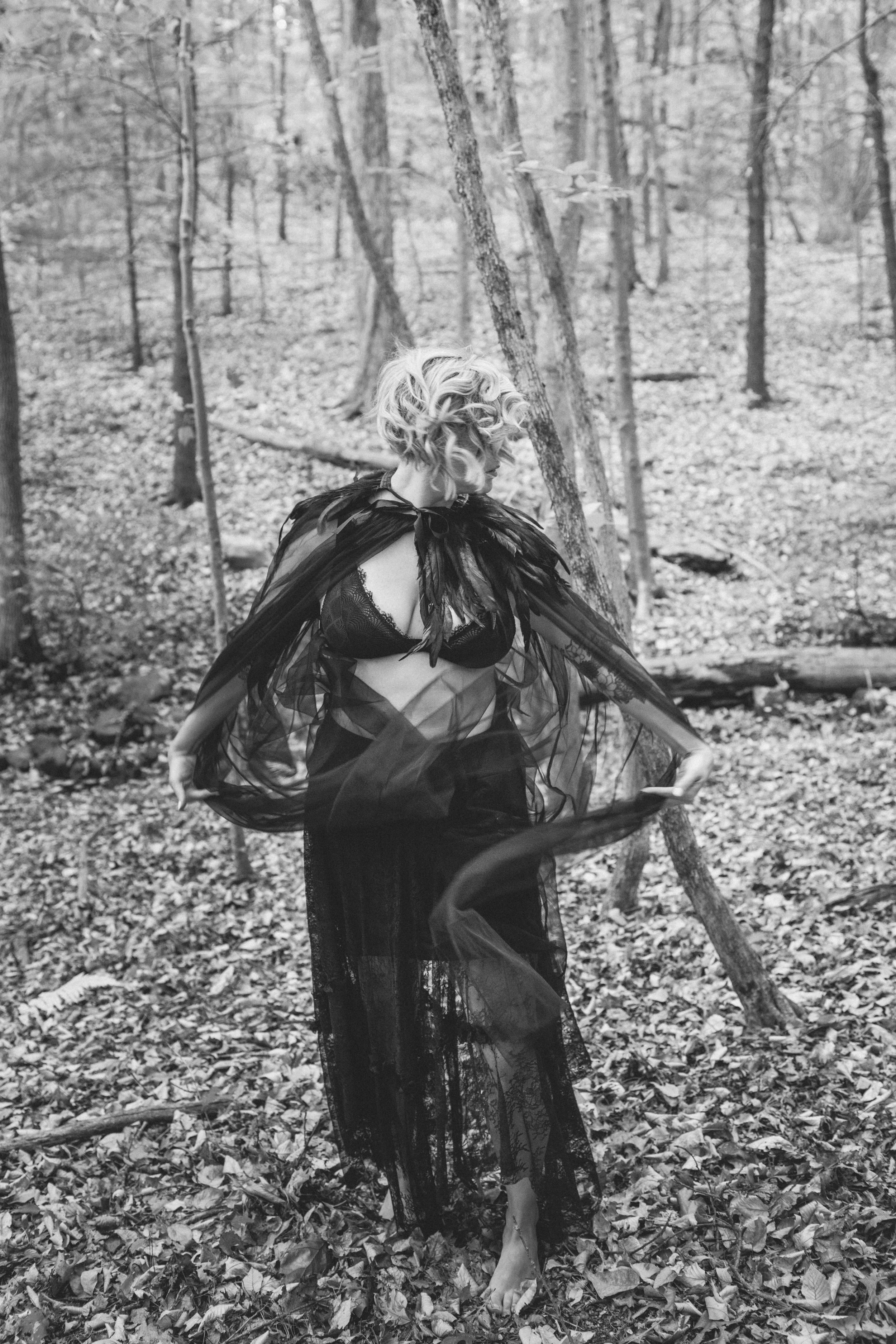 black-lace-witchy-boudoir-photography.jpg