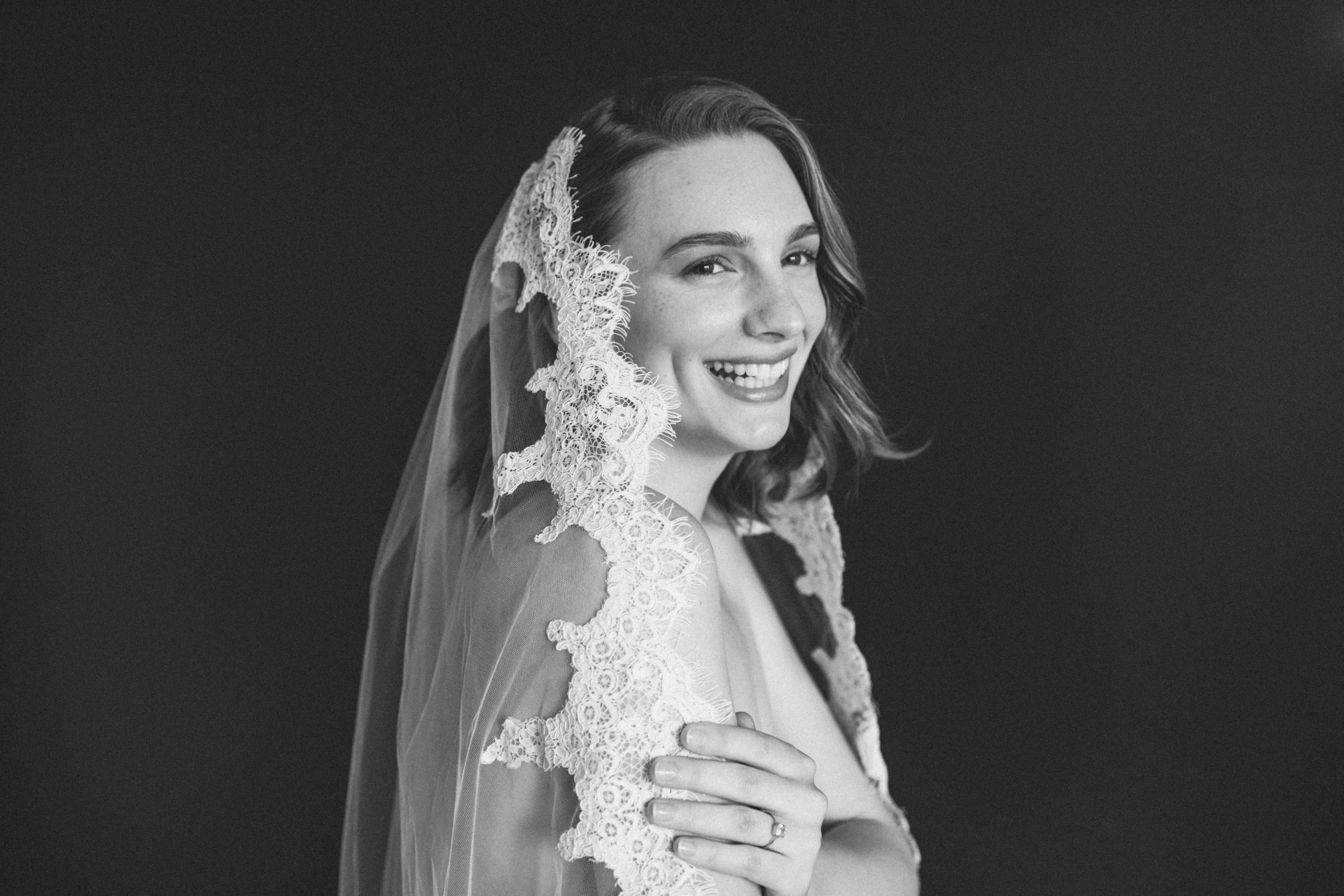 image of bridal with a veil in black and white