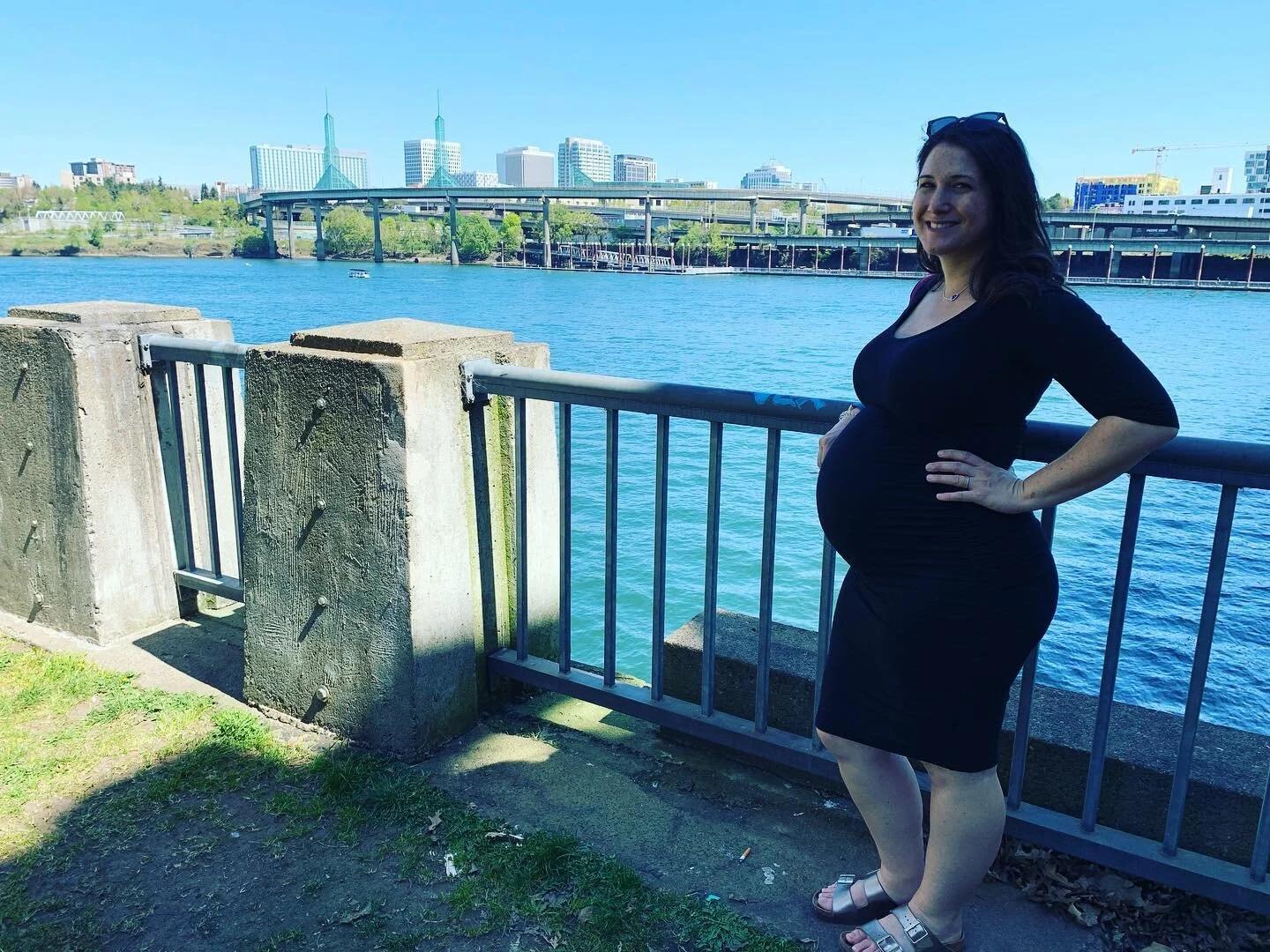 TBT to my third trimester of pregnancy! These pictures are from my  trip to Oregon visiting one of my oldest and dearest friends, @tiffers06123. We&rsquo;ve been friends for over 25 years! She is an amazing friend, mother, and professional photograph
