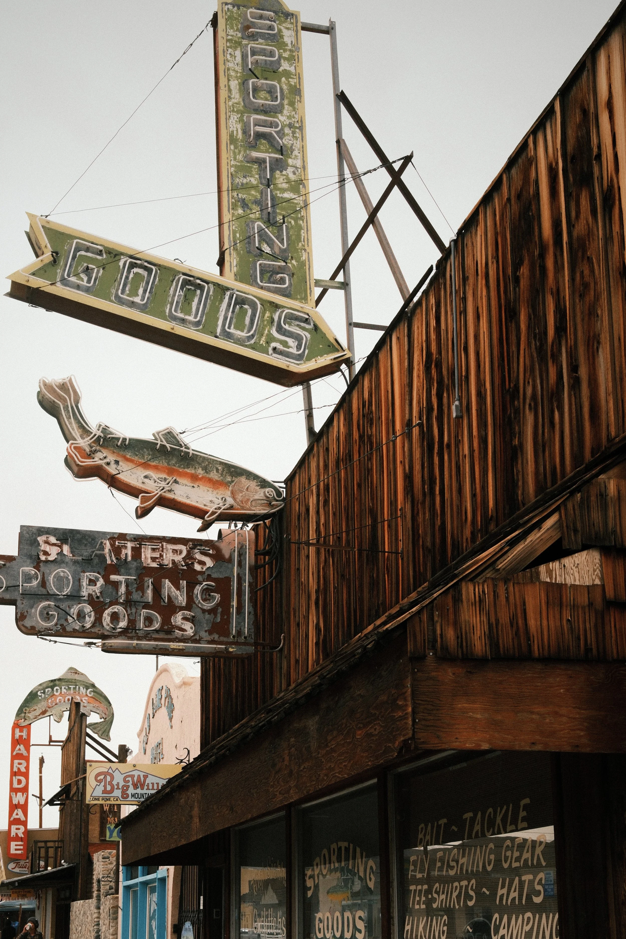 LonePine_DeathValley-7396.jpg