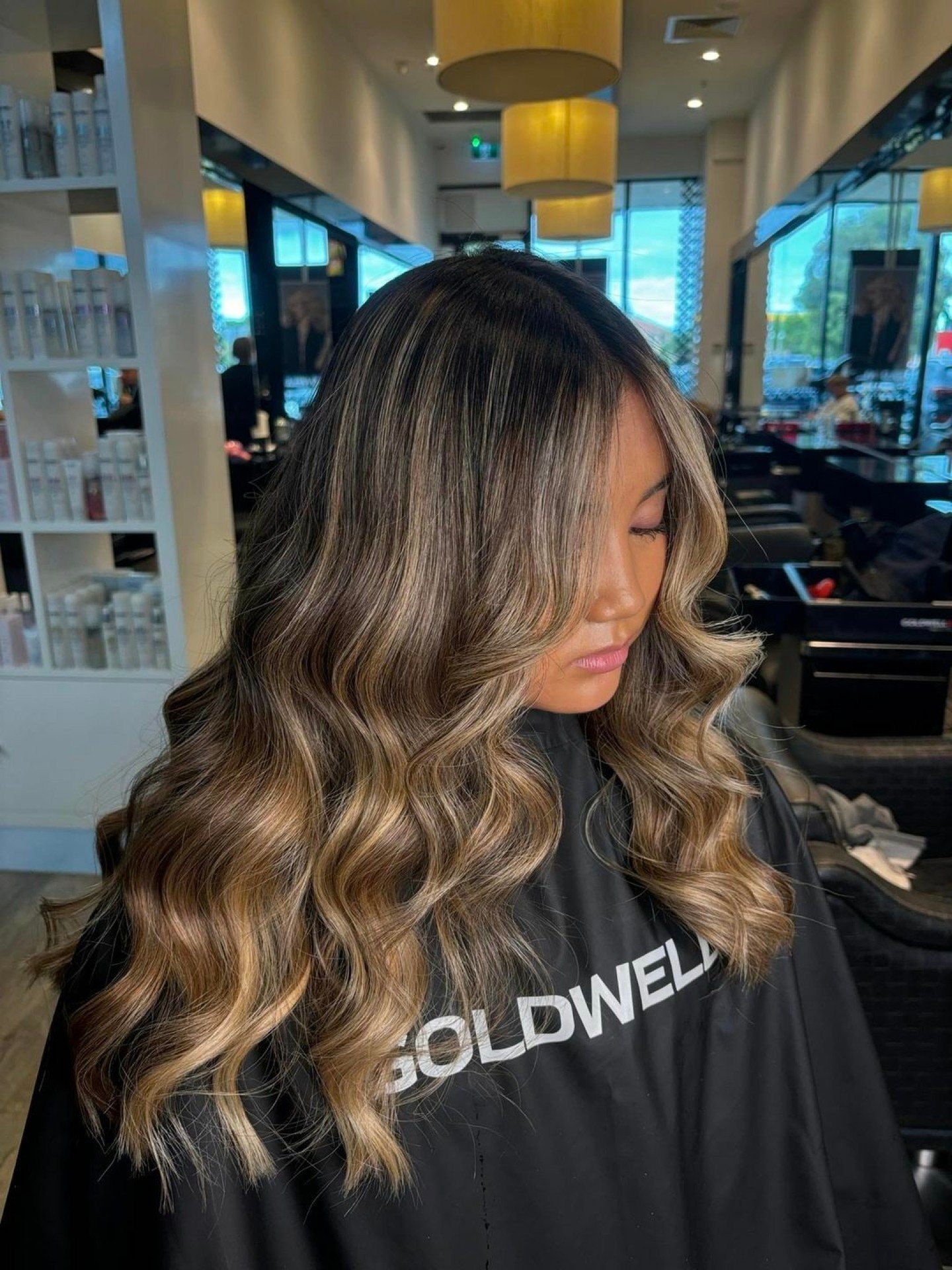 Not just a &ldquo;phase&rdquo; this is DREAMMMMMYYYY hair @hairphase 
Soft blended, melting colours that only a colour specialist can create! 

Book your dreamy colour @hairphase