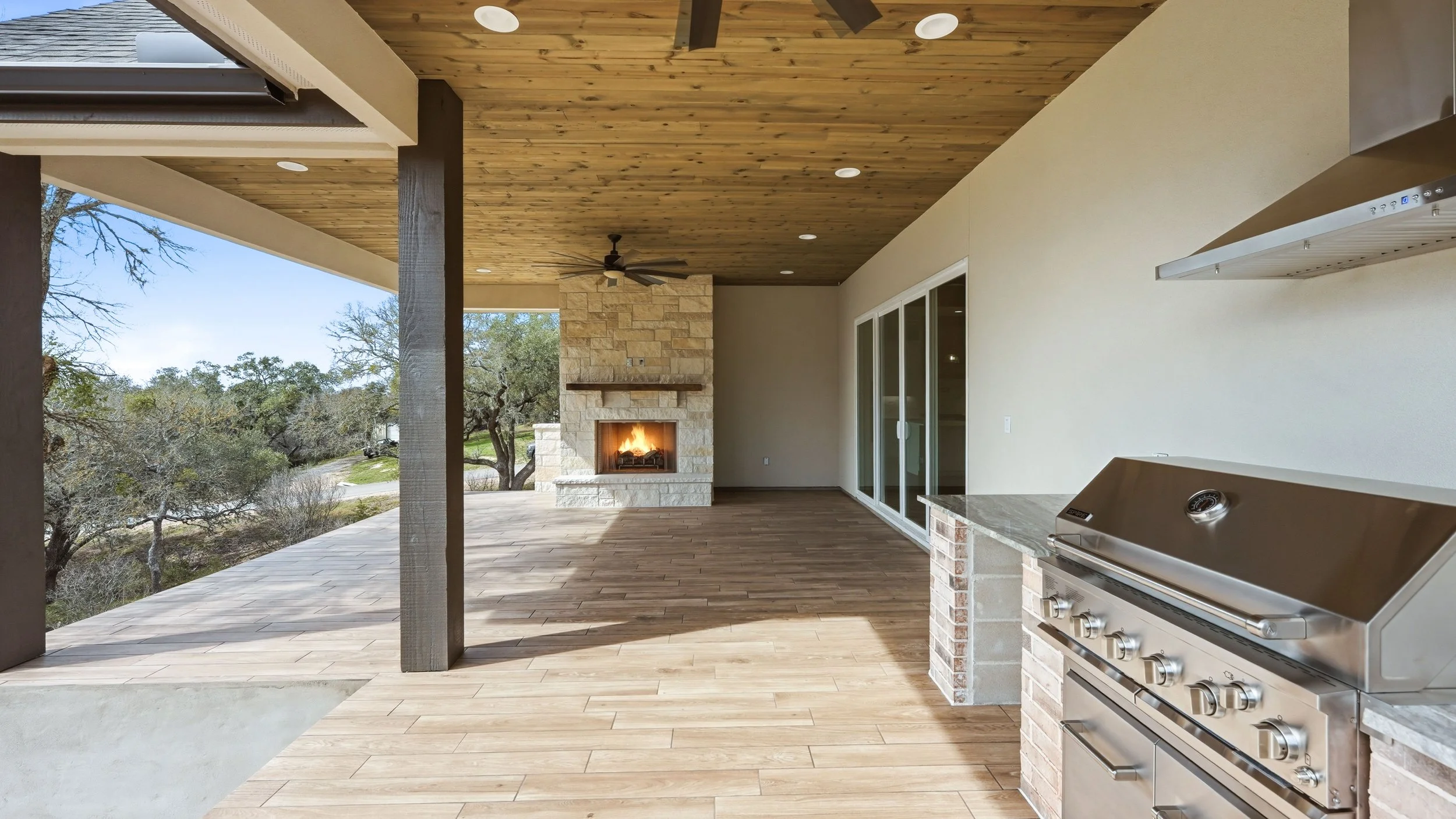 111_Ashton_Oaks4.jpg