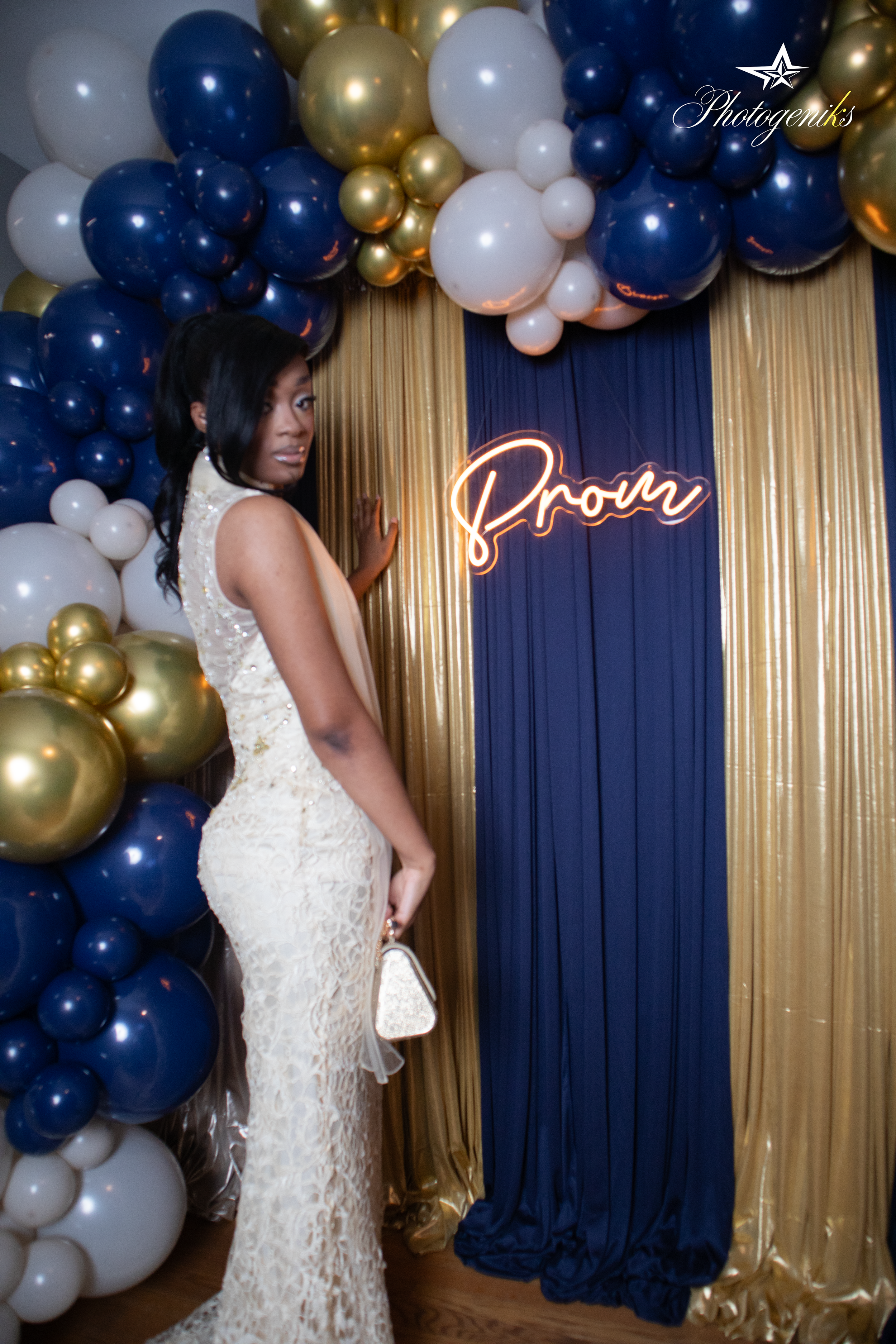 Aaliyah's prom send off- 40.png