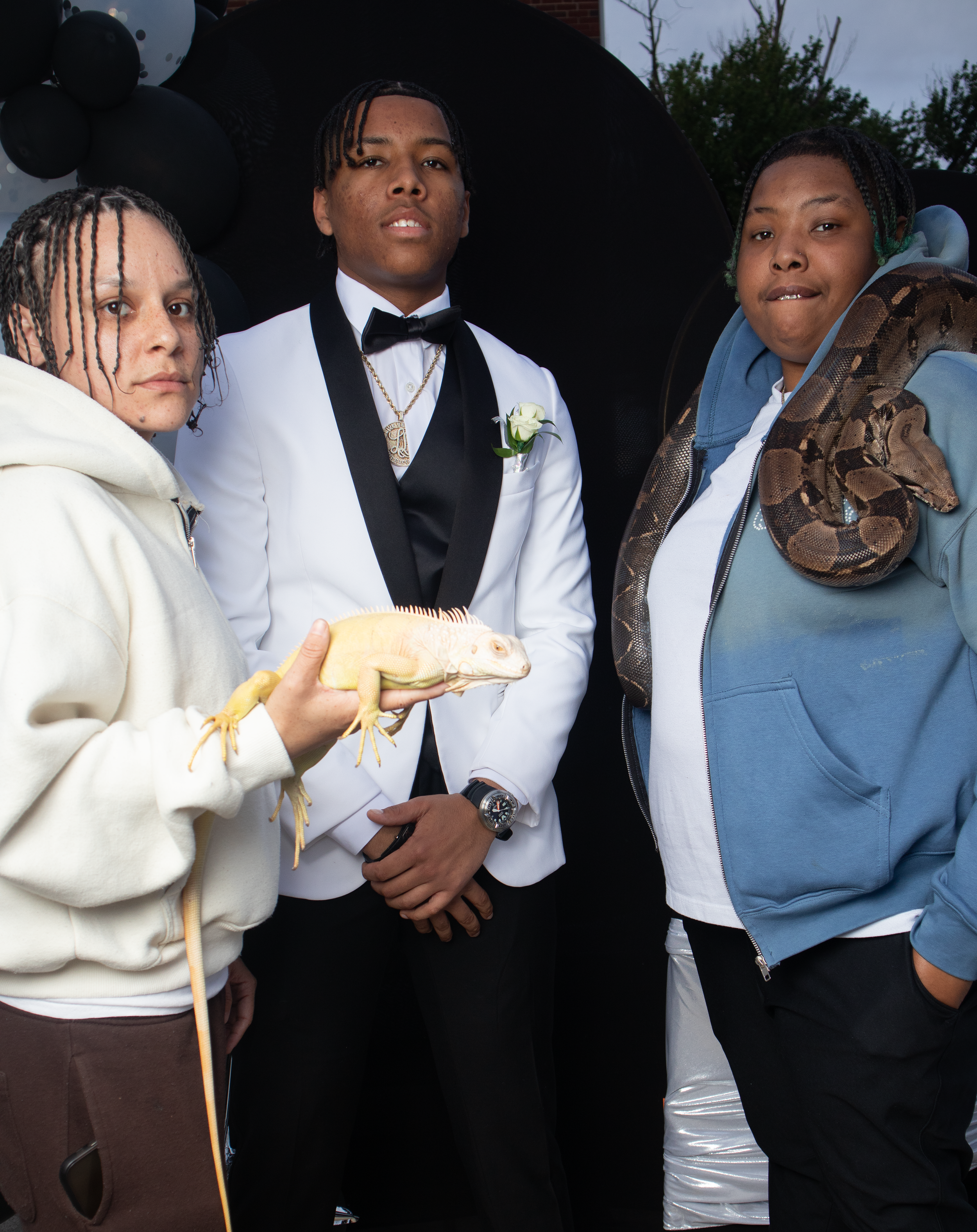 Maya & Jayden's prom send off- 72.png