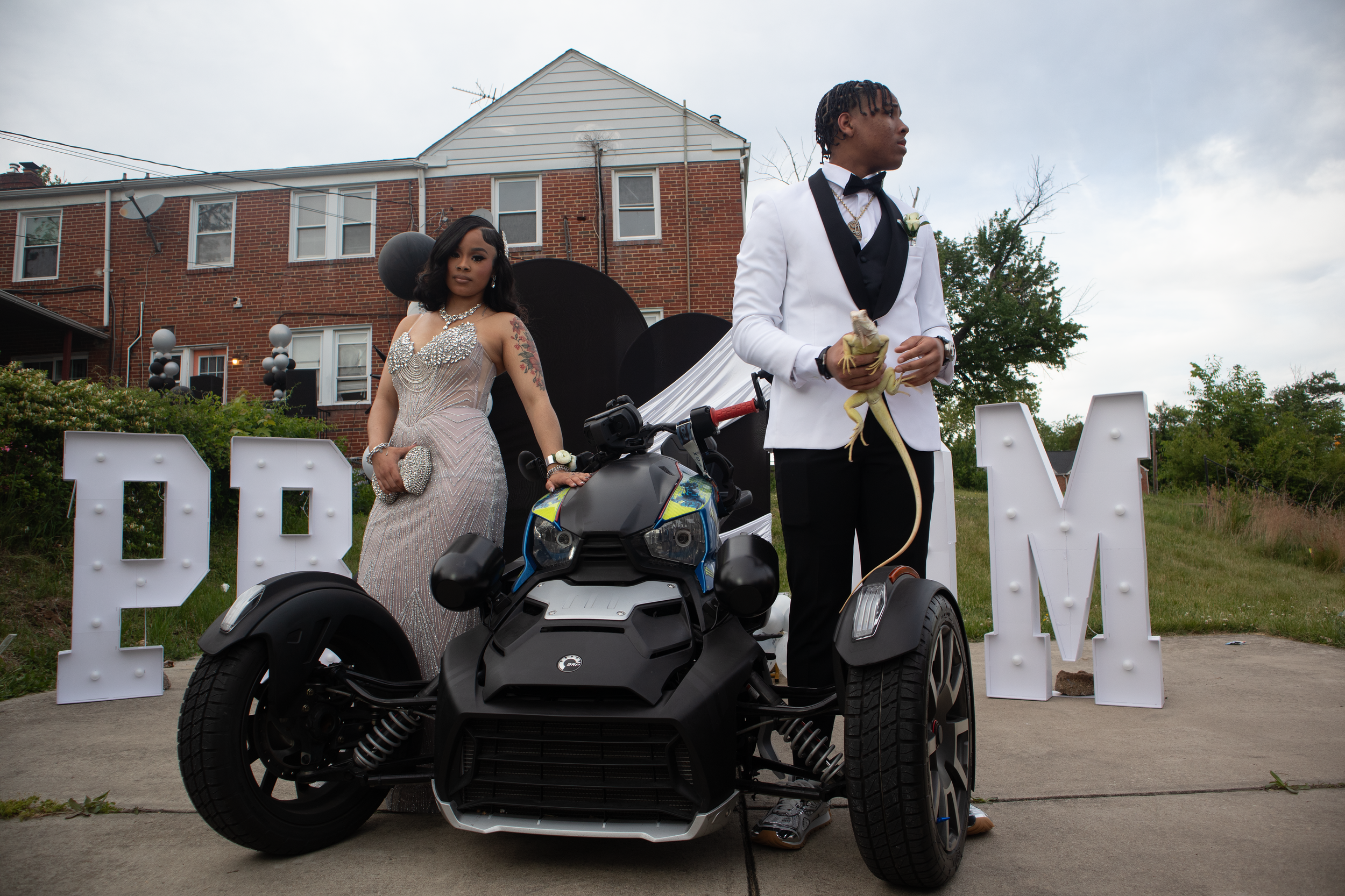 Maya & Jayden's prom send off- 44.png
