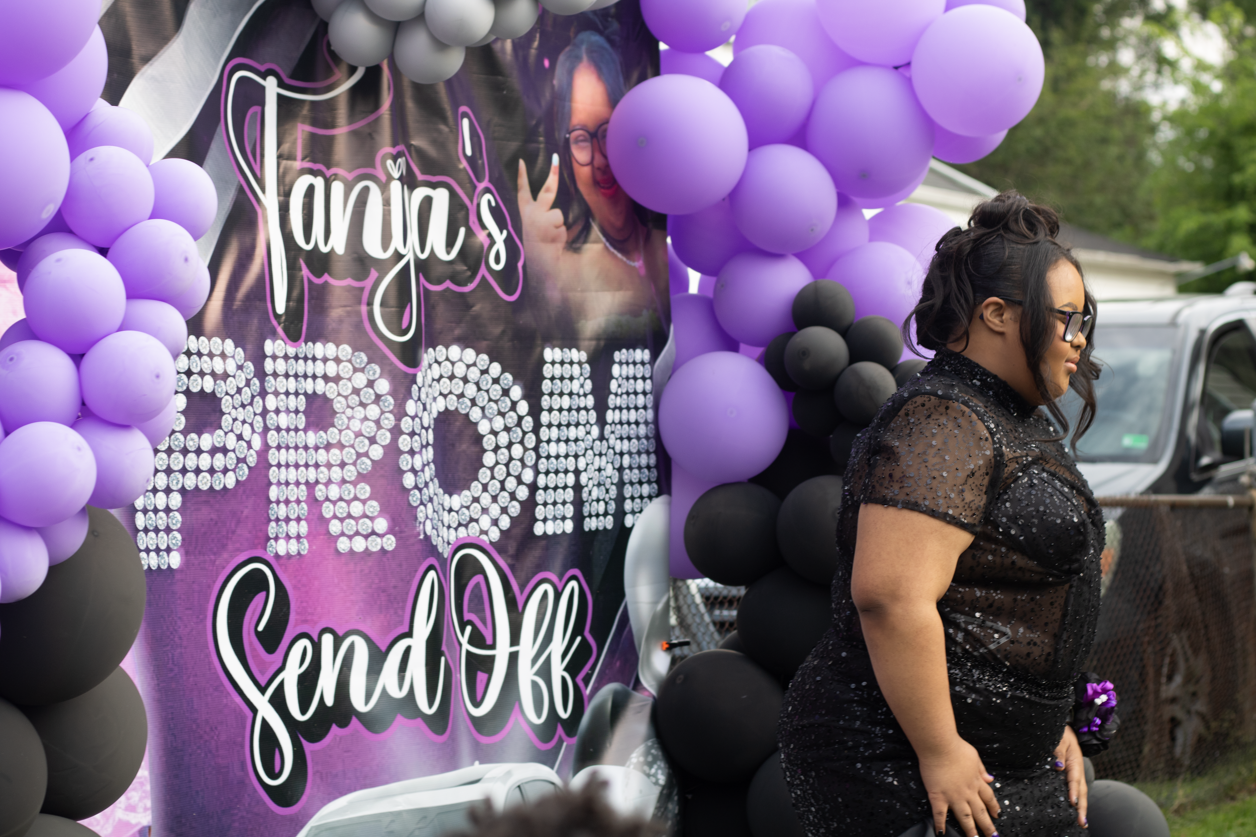 Tanija's prom send off 2026- 32.png