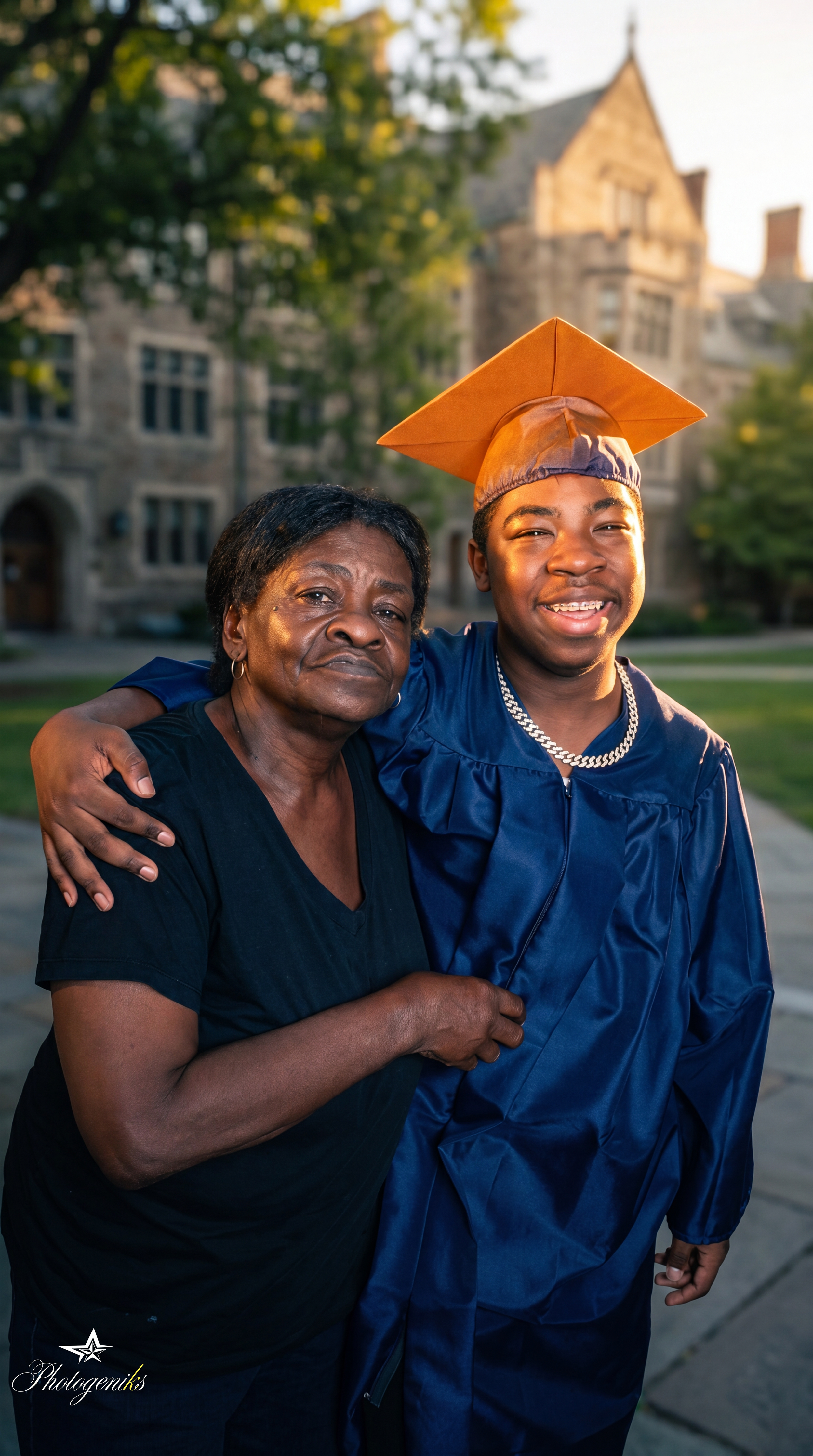 Braylin's grad photo-29.png