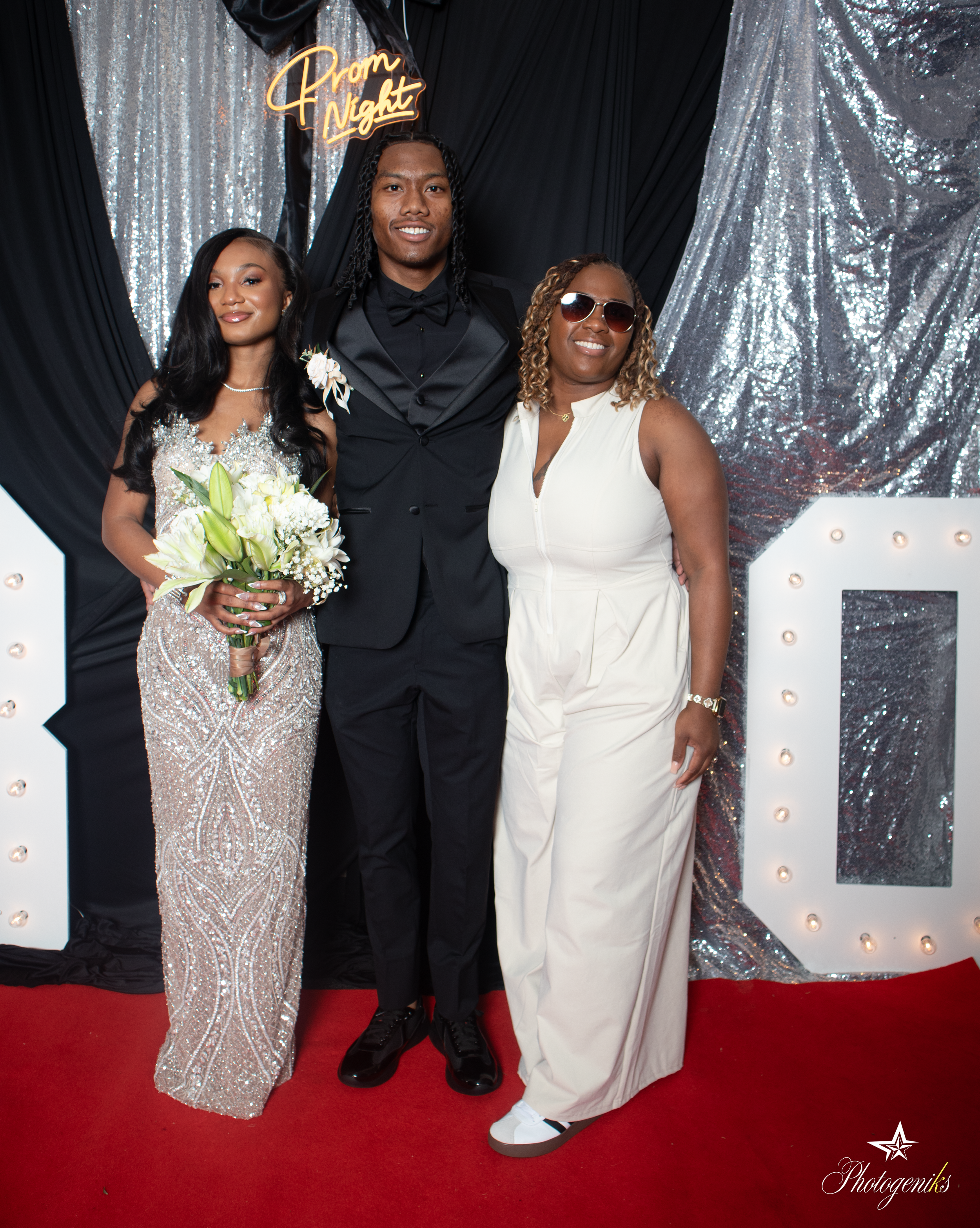 Vianca's prom send off- 26.png