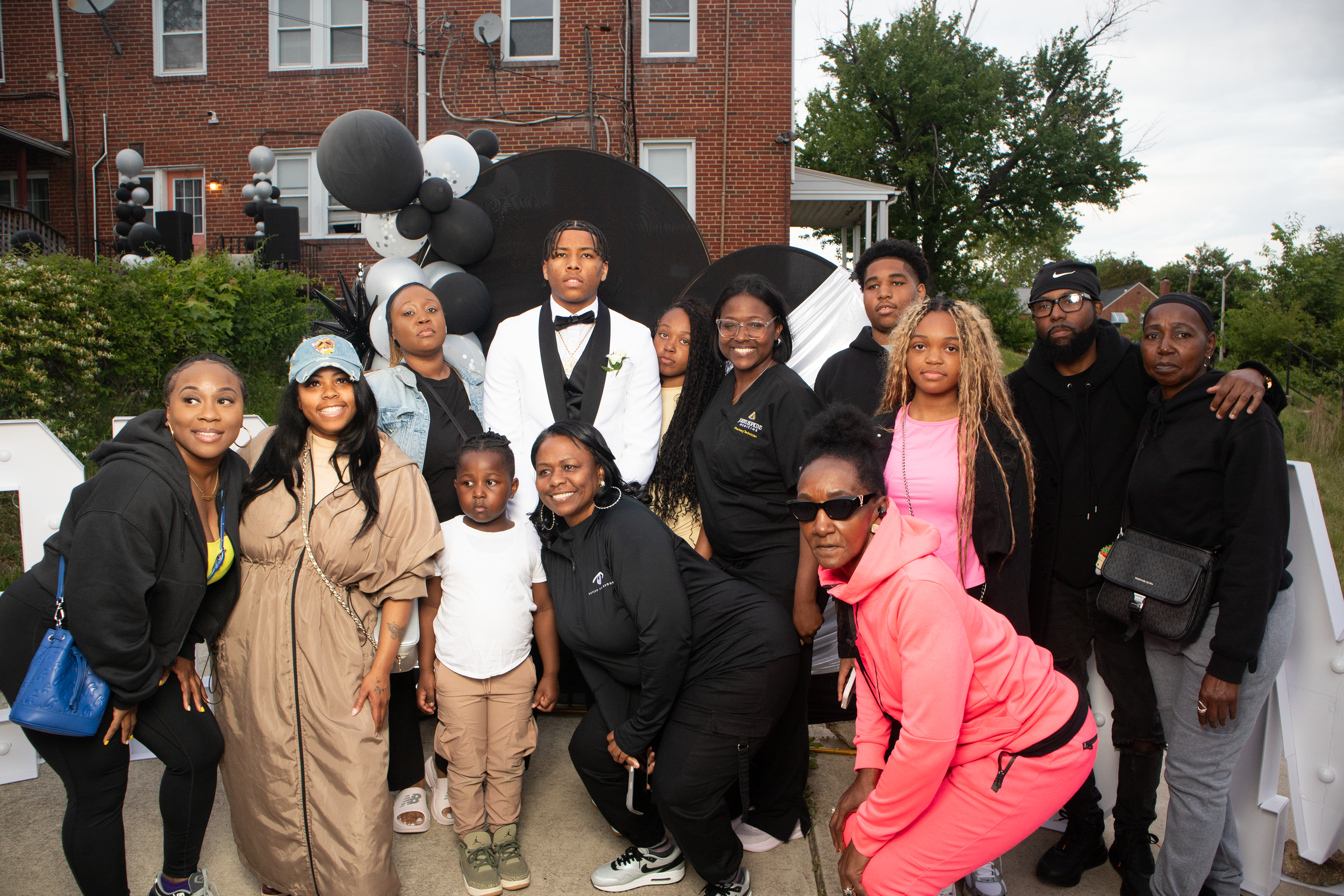 Maya & Jayden's prom send off- 66.png