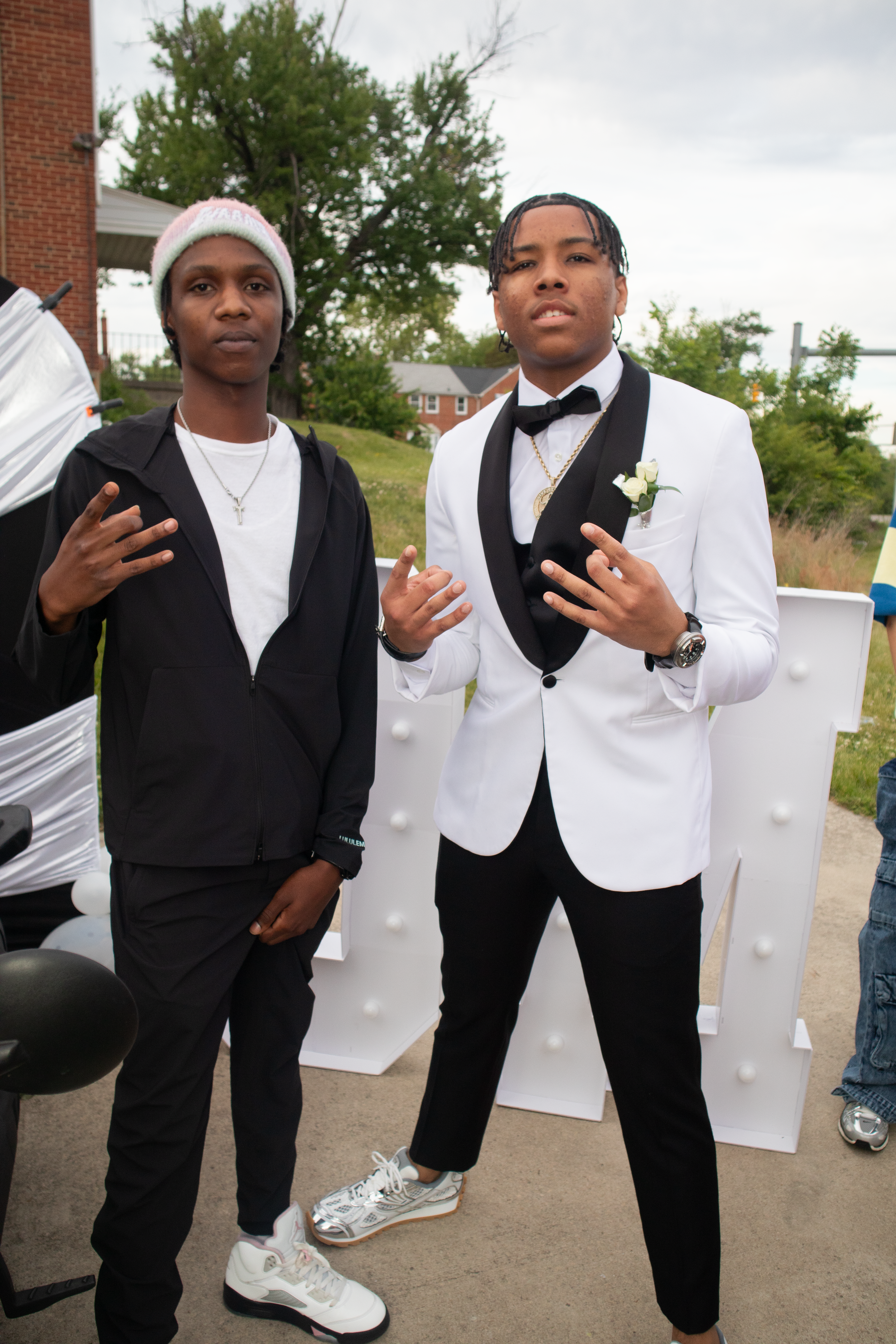 Maya & Jayden's prom send off- 51.png