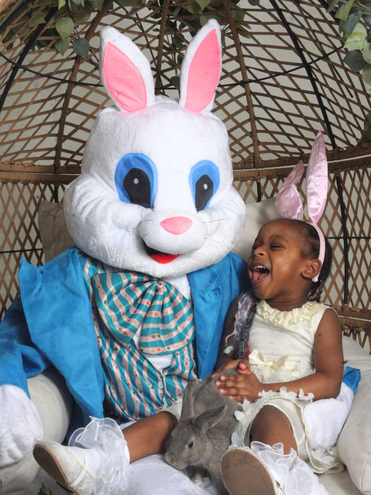 Easter Furr Fest- 4.png