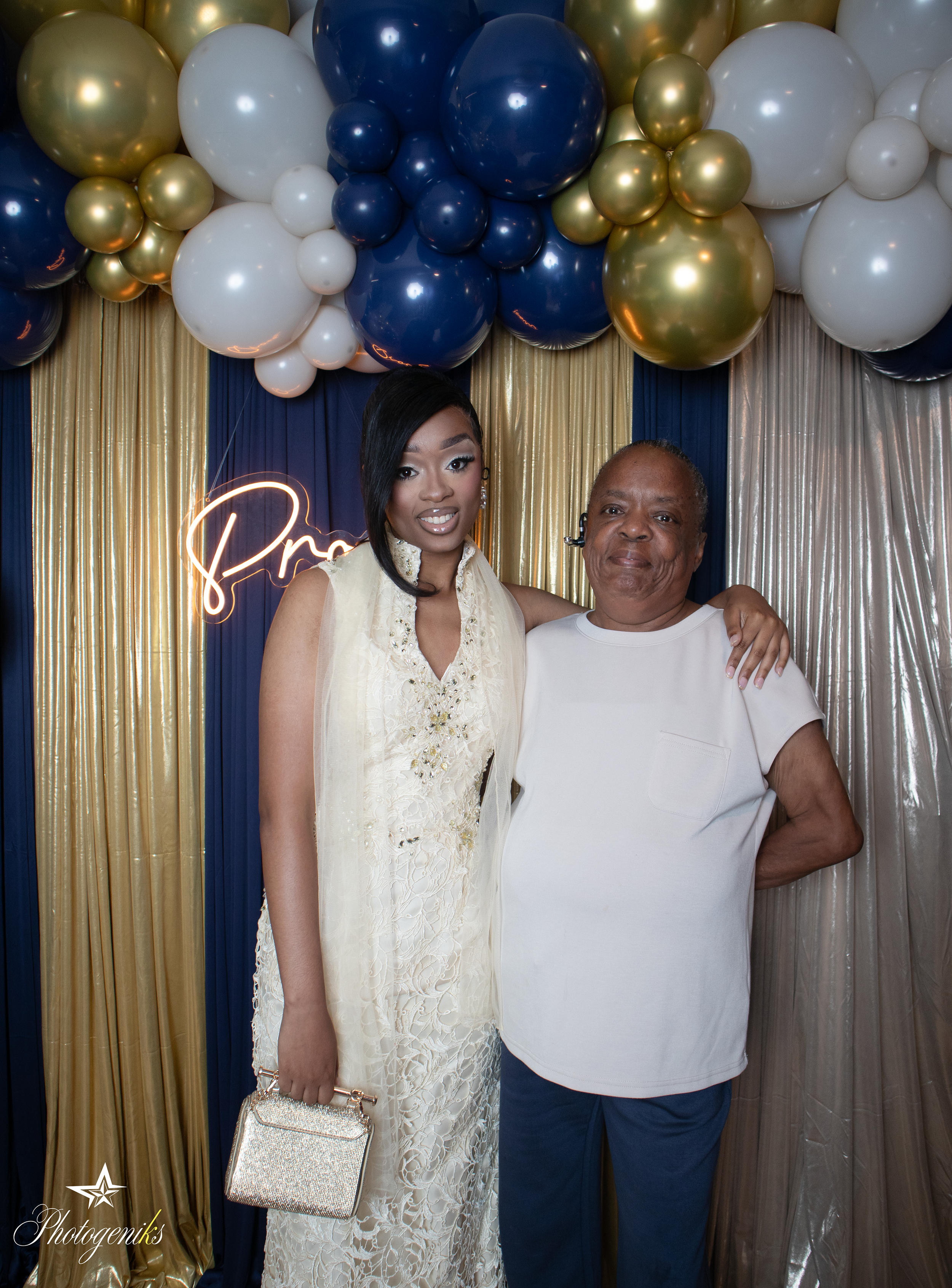 Aaliyah's prom send off- 14.png