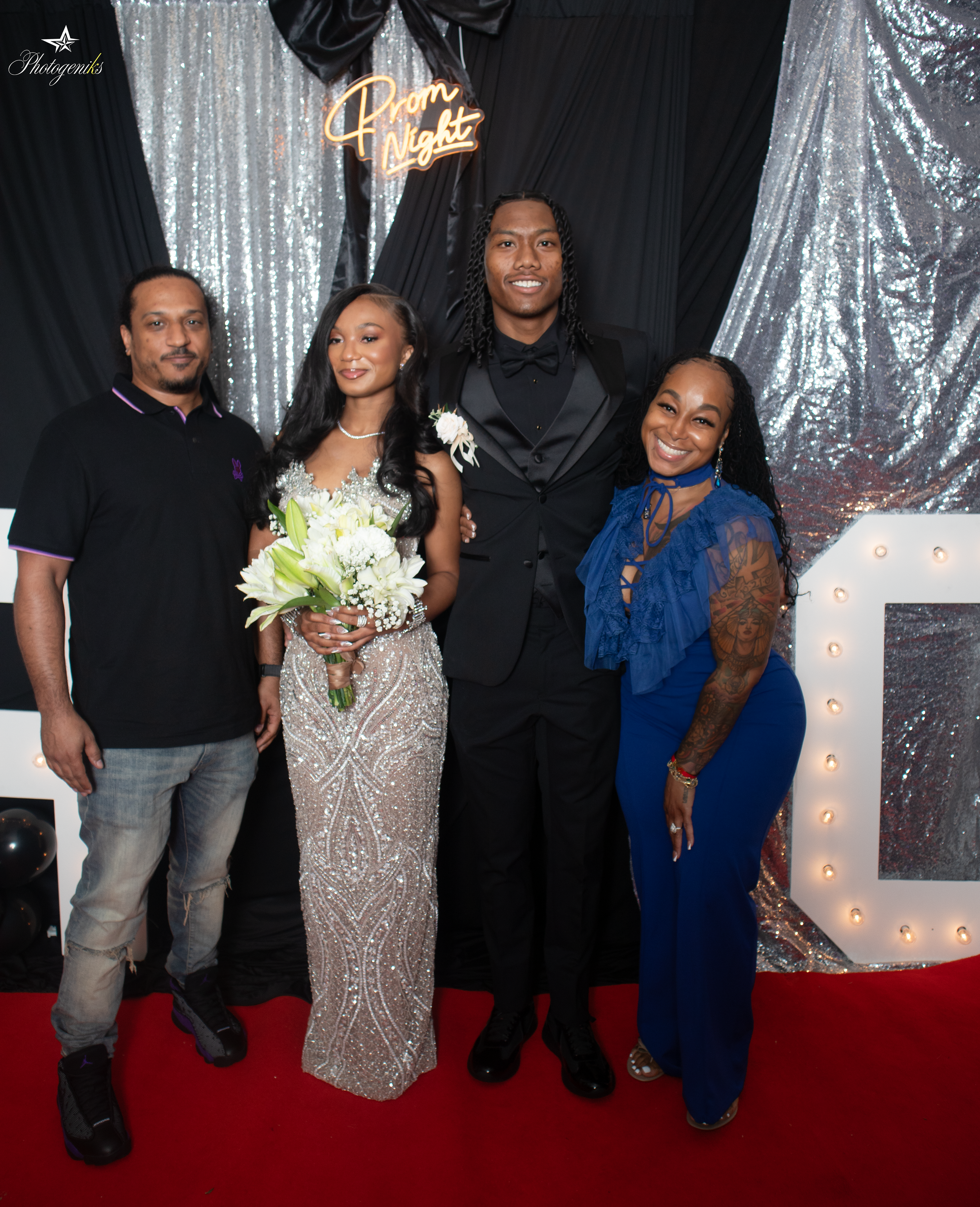 Vianca's prom send off- 25.png