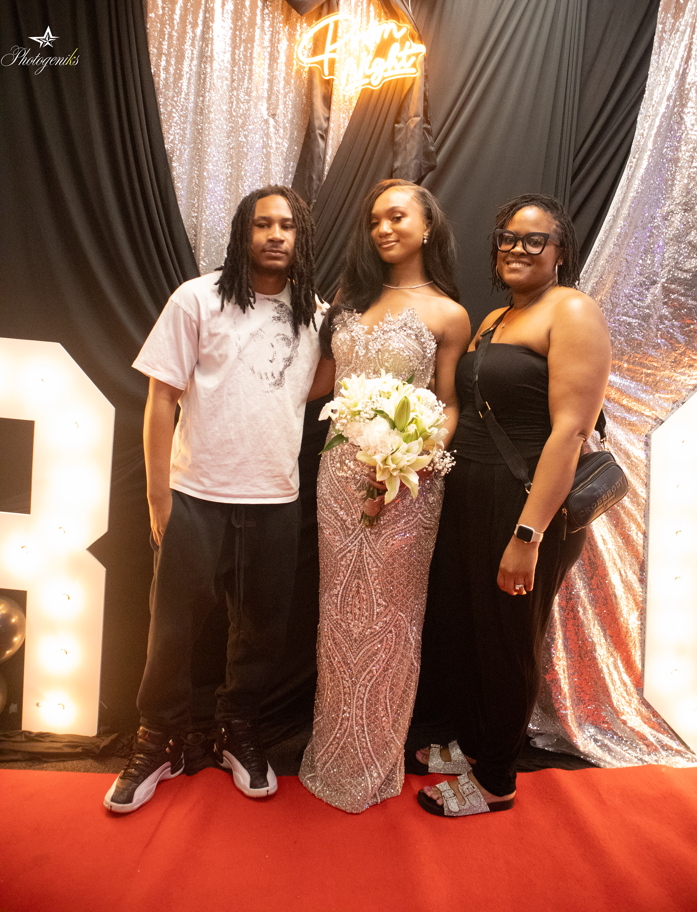 Vianca's prom send off- 59.png