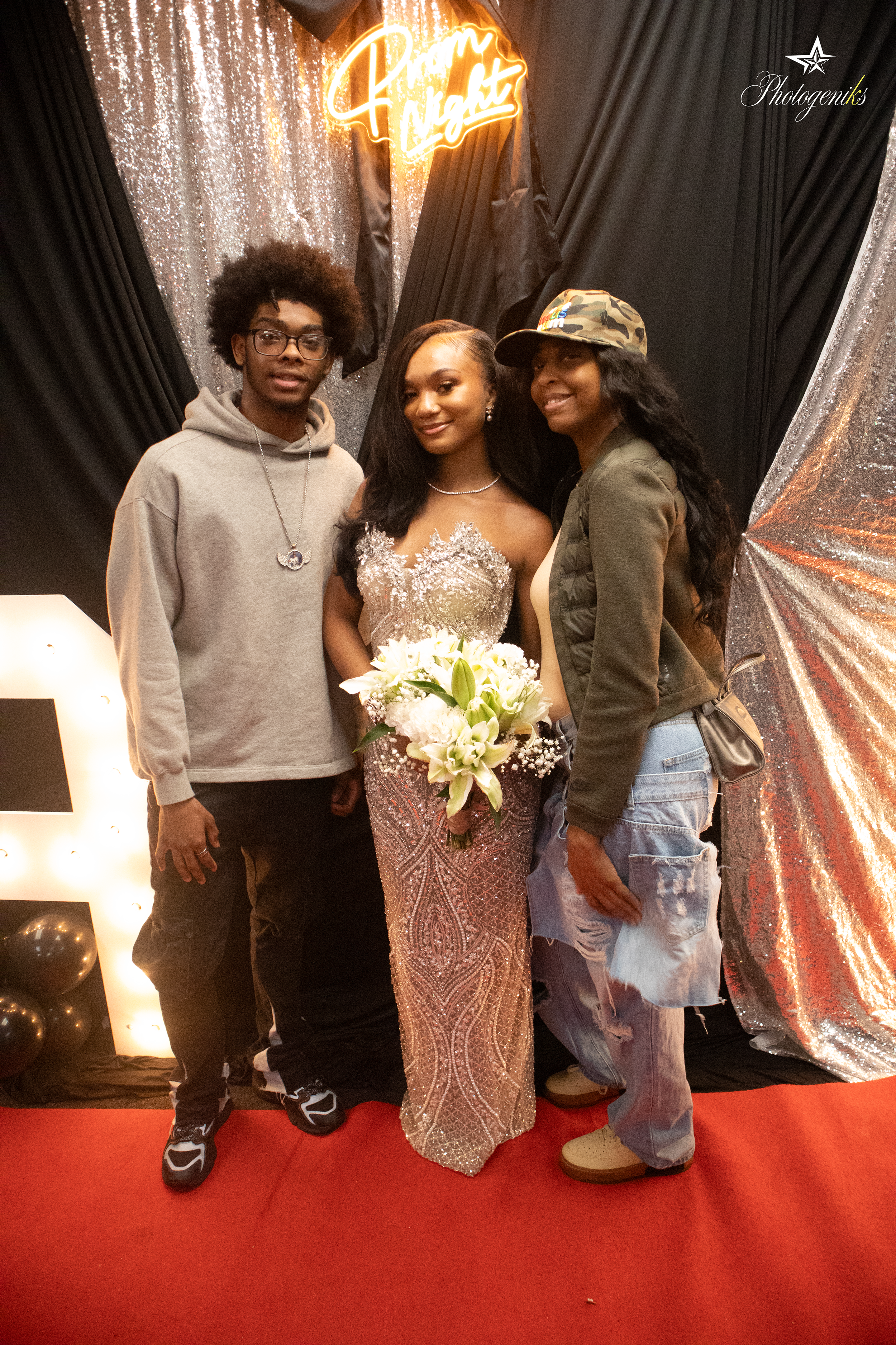 Vianca's prom send off- 61.png