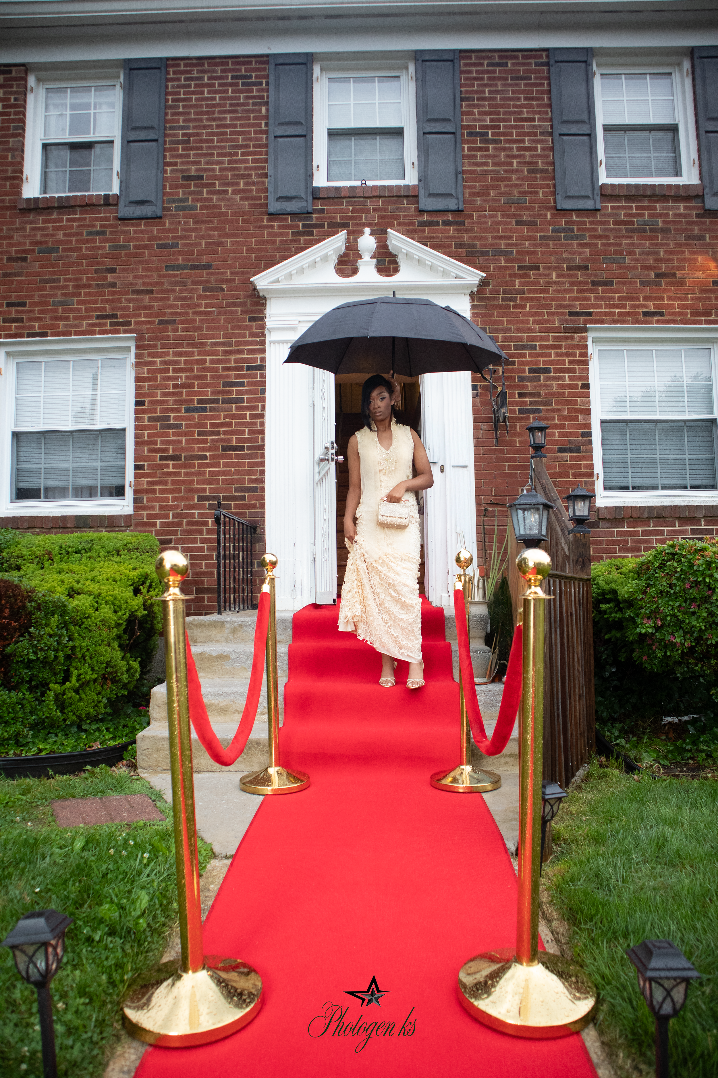 Aaliyah's prom send off- 43.png