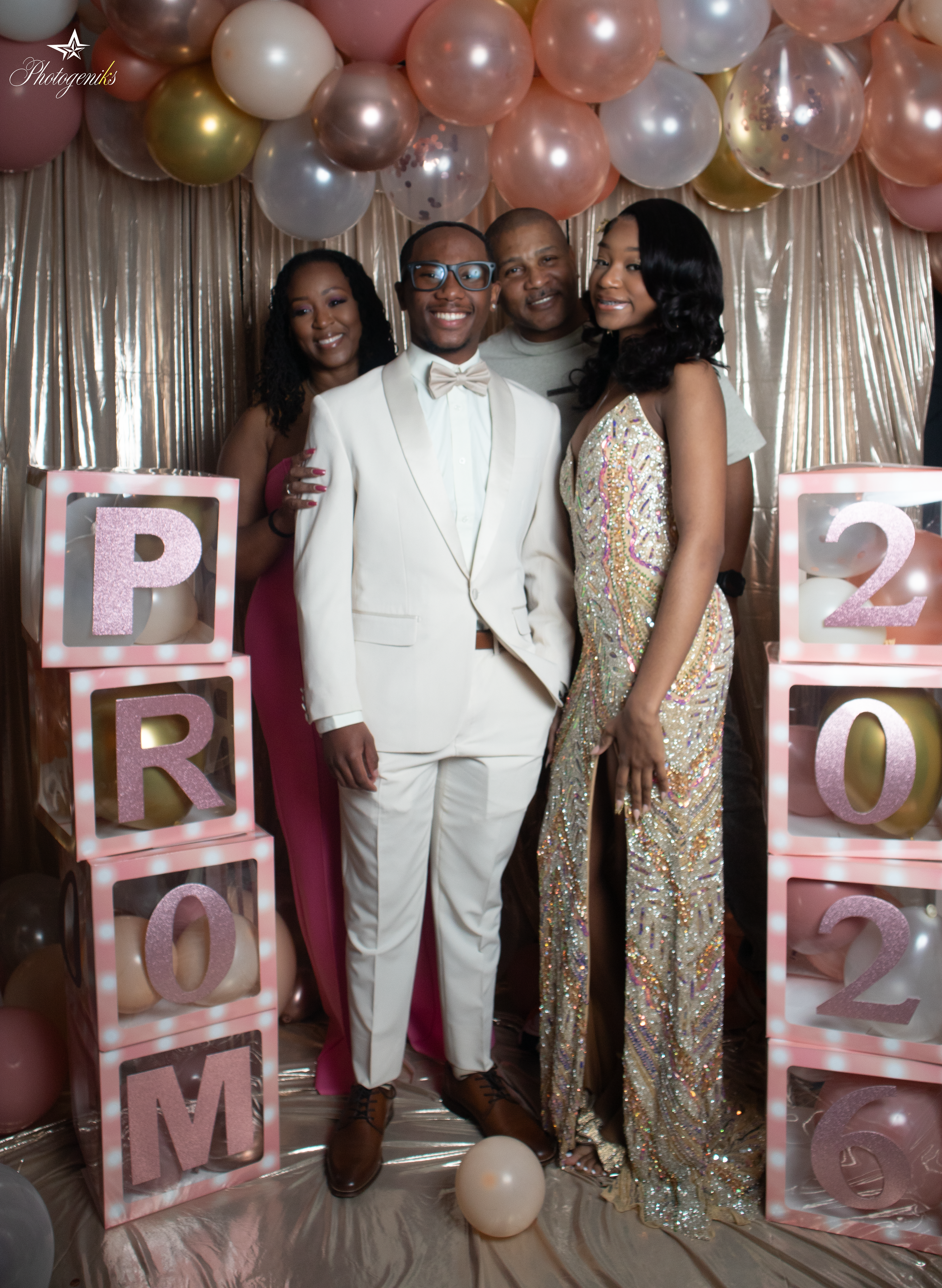 Riley & Tim's Prom- 39.png