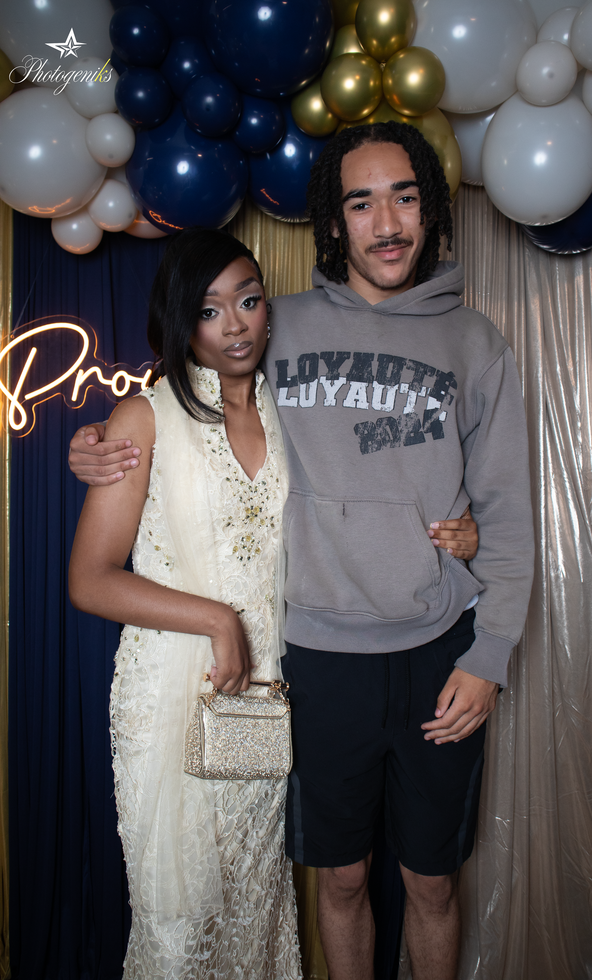 Aaliyah's prom send off- 28.png