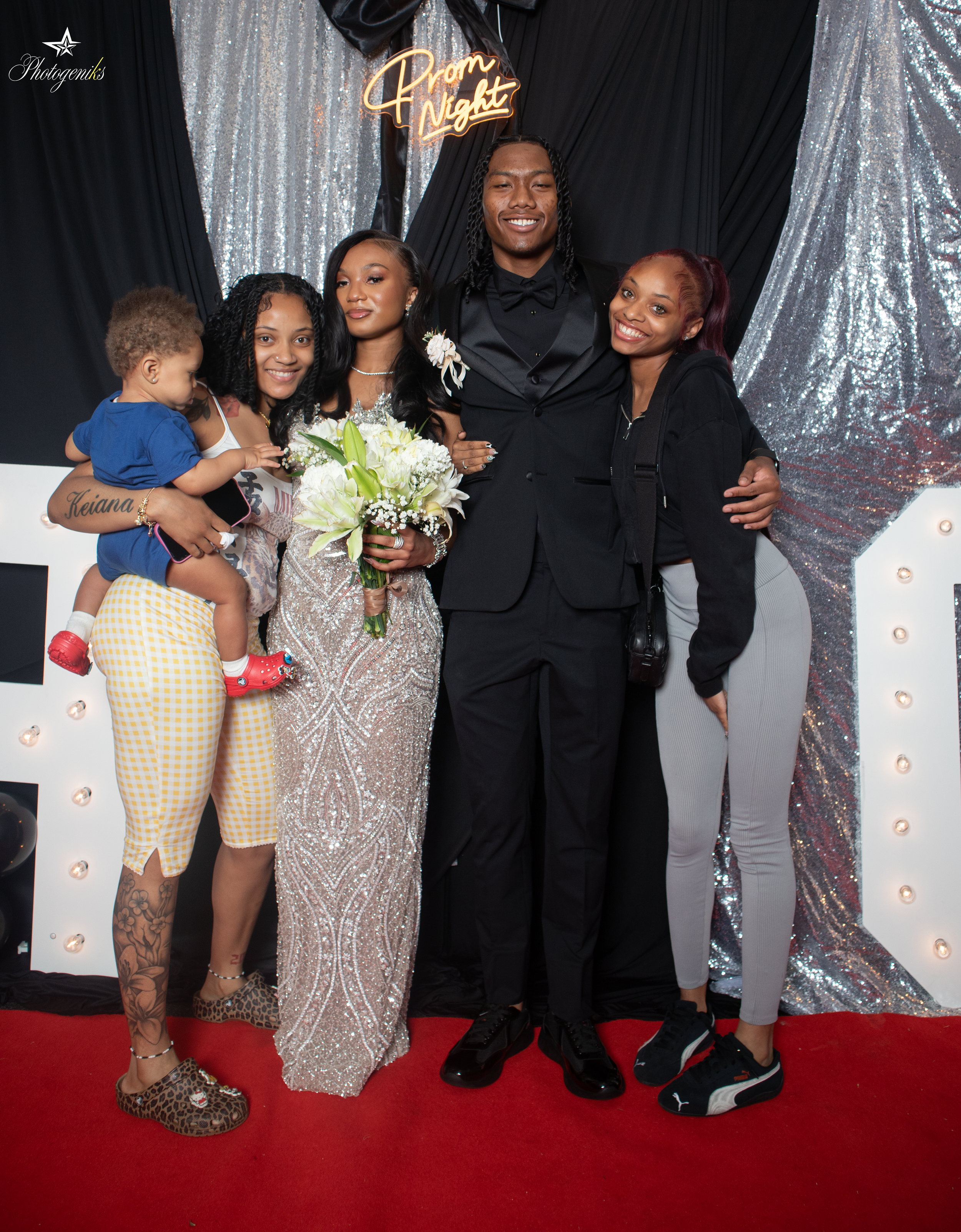 Vianca's prom send off- 29.png