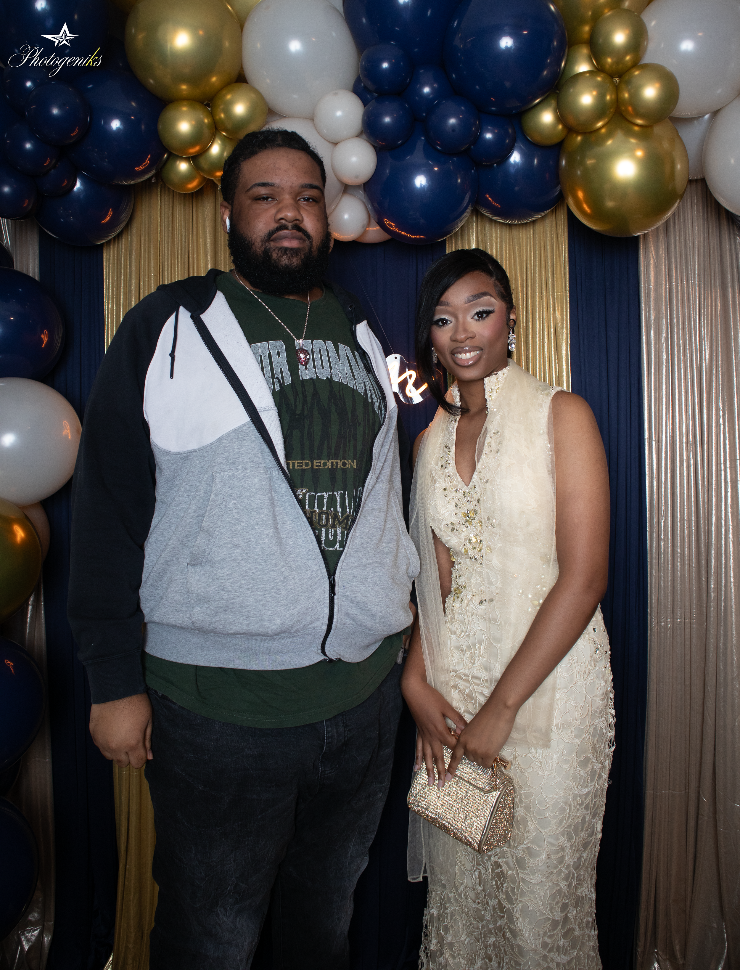 Aaliyah's prom send off- 29.png