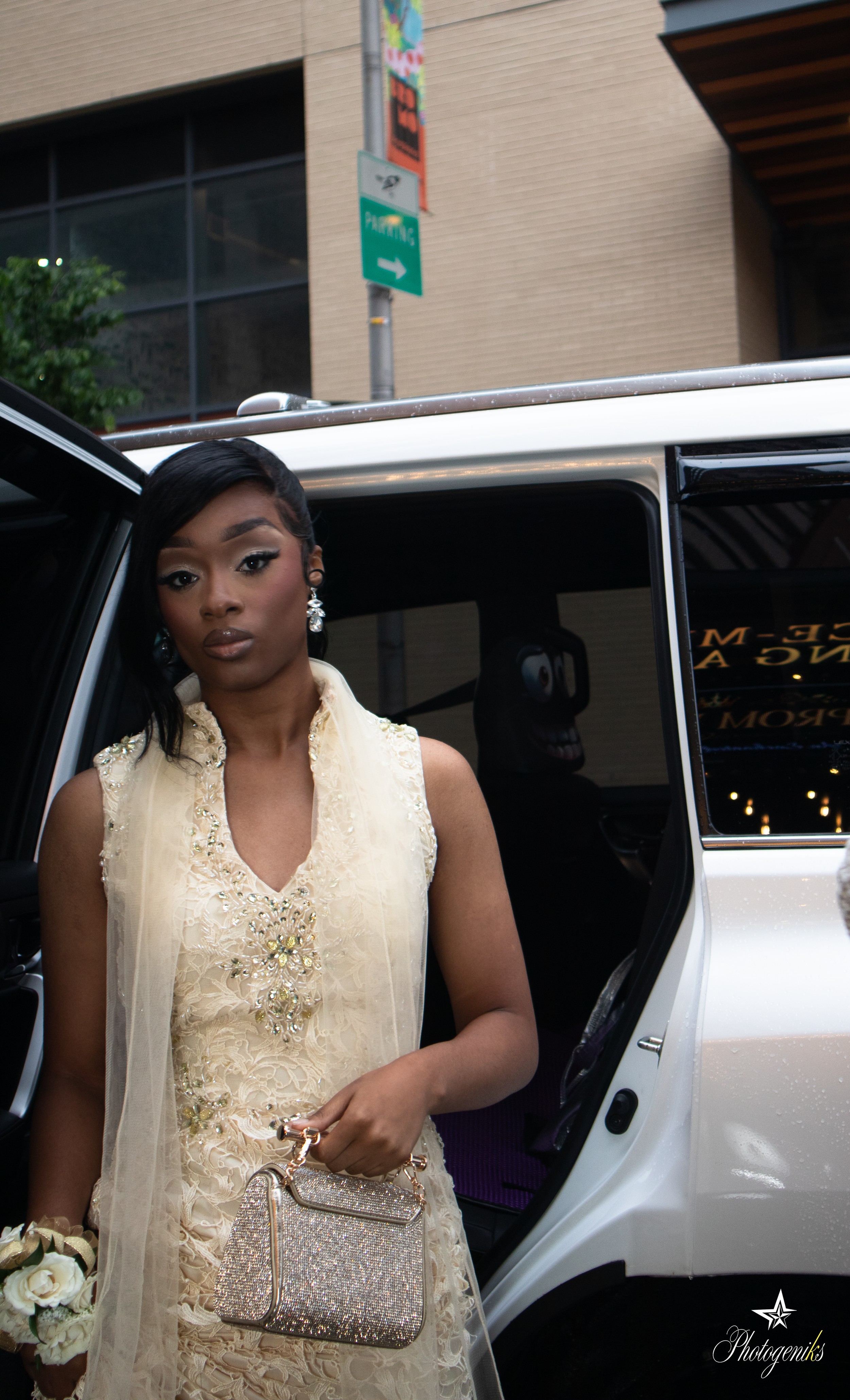 Aaliyah's prom send off- 48.png