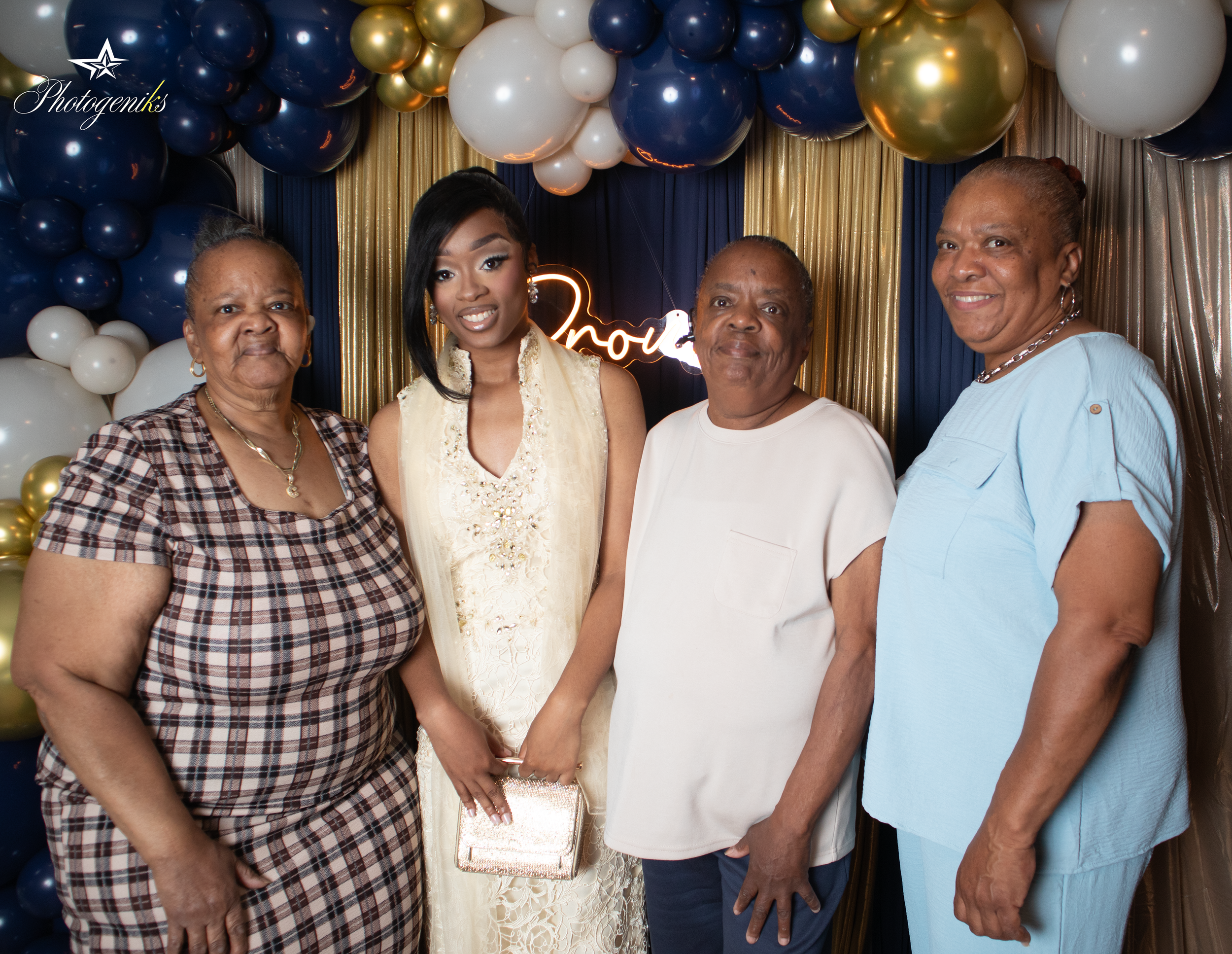 Aaliyah's prom send off- 33.png