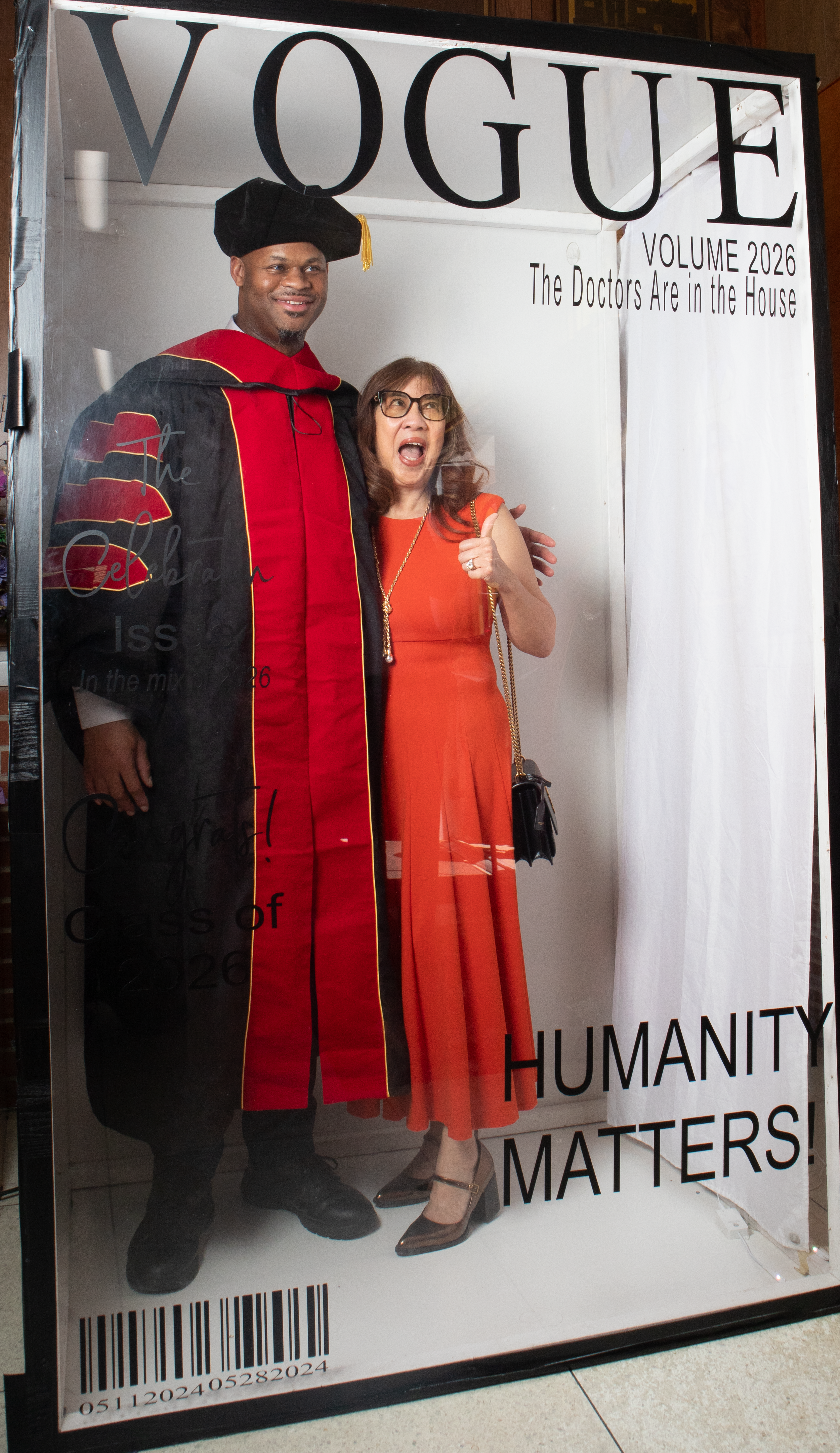 Brian Askew Graduation-35.png