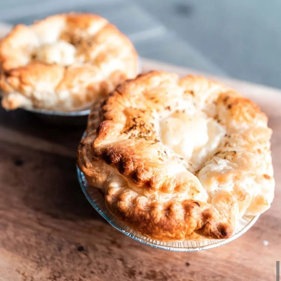 Blown away by the wind last night? Our gourmet pies will blow you away too! 🌬️💨
.
.
.
#pie #pieday #gourmetpie #yum #blownaway #picoftheday #instafood #foodpic #eatmelbourne #melbourneeats #visitmelbourne #melbournefood #foodshare #bakehouse #clanc