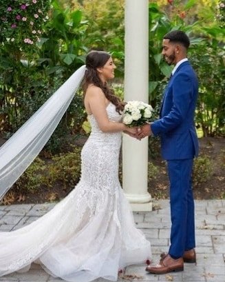 💍Joseph &amp; Anisa 🥰
.
.
.
.
.
✂Alterations📍 

💒🧥
▪︎take in side seams on blazer
▪︎shorten sleeve length 
▪︎taper sleeves
▪︎take in w.s.c on pant
▪︎taper length of pant
▪︎hem pant