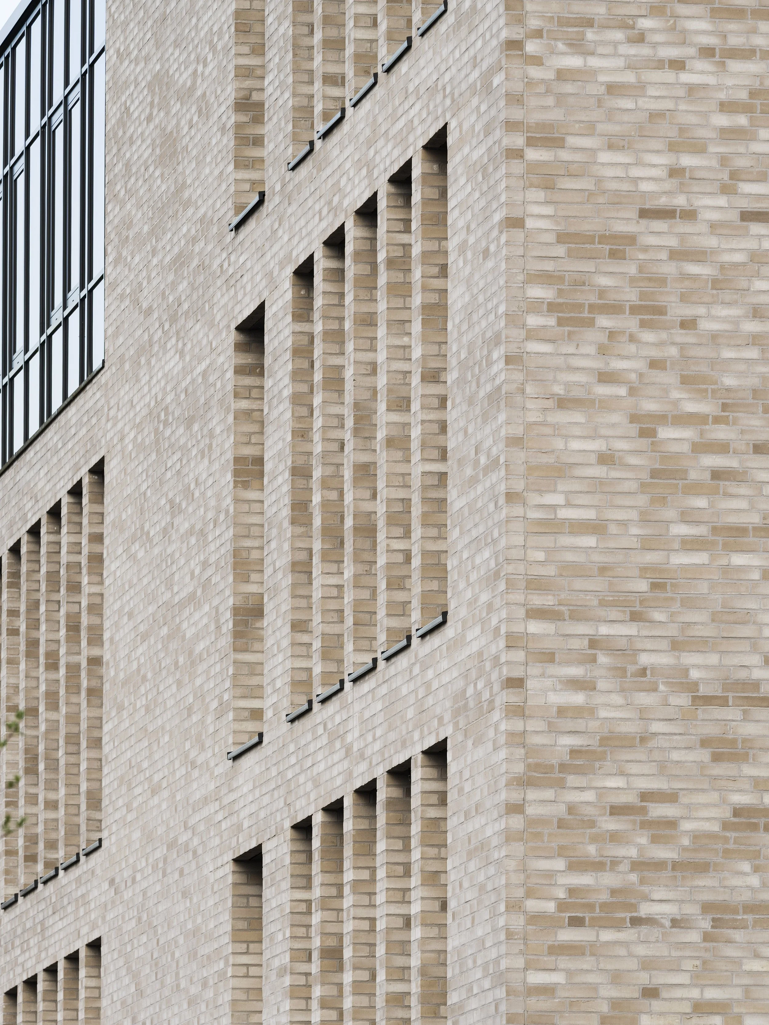 Bremen Office Building_MSZ-NF11H-WA_©KlausBrandes (6).jpg