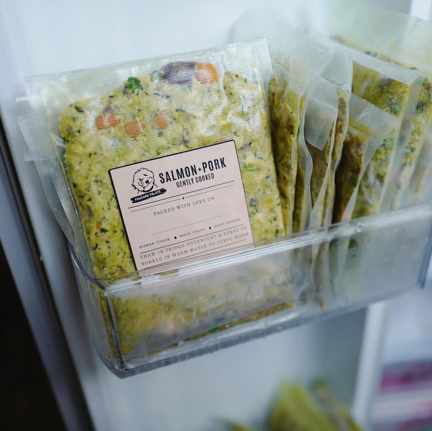 Proudly serving dog food that holds up to the standards of the food that humans eat. 

#pawsomepalate